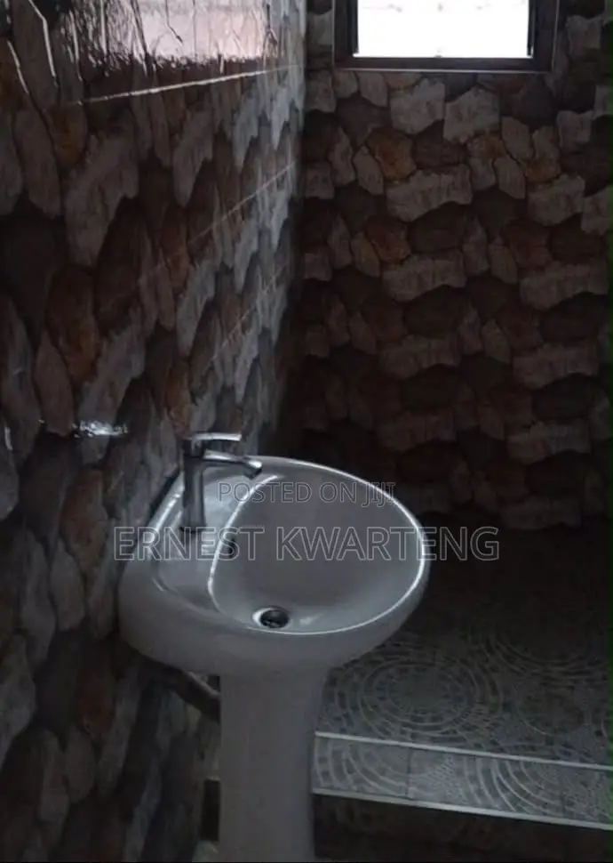 1bdrm House in Super Elite, Sowutwuom for rent in Sowutwuom
