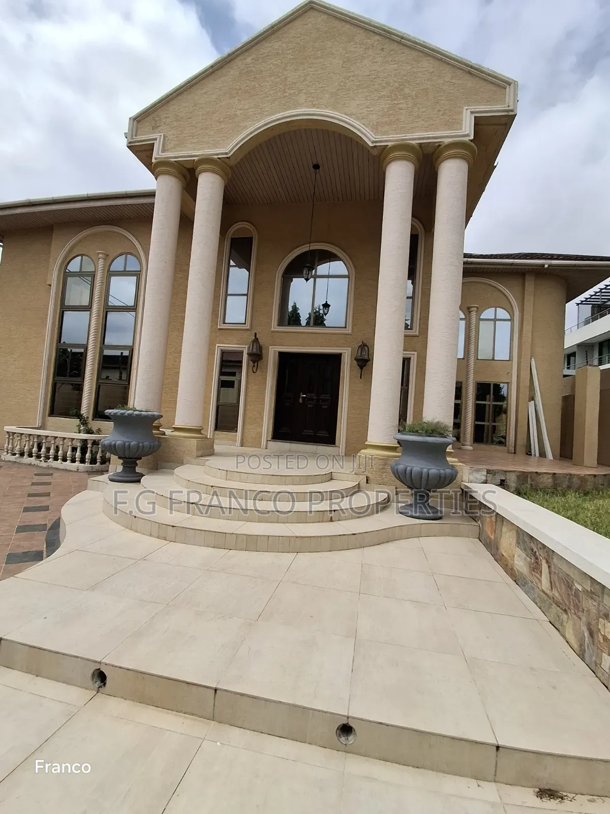 6bdrm House in Kg, Franco, Regimanuel Gray Estates for sale in Regimanuel Gray Estates
