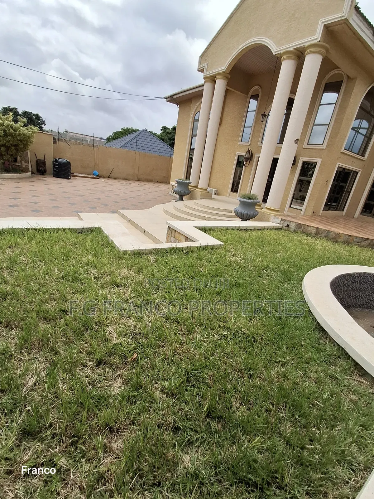 6bdrm House in Kg, Franco, Regimanuel Gray Estates for sale in Regimanuel Gray Estates