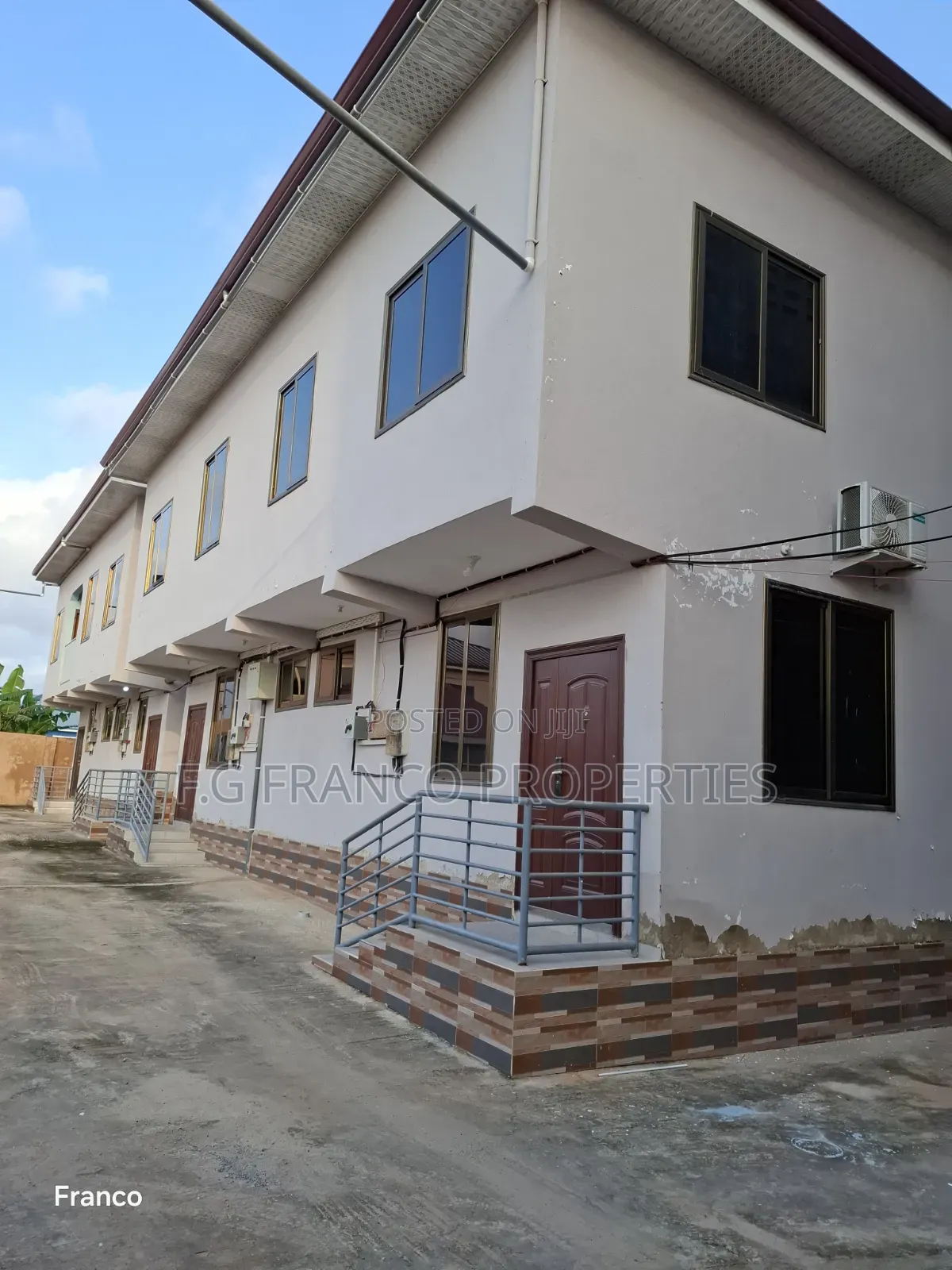 Furnished 3bdrm Apartment in Kg Franco Properties, Baatsona Total in Baatsona Total
