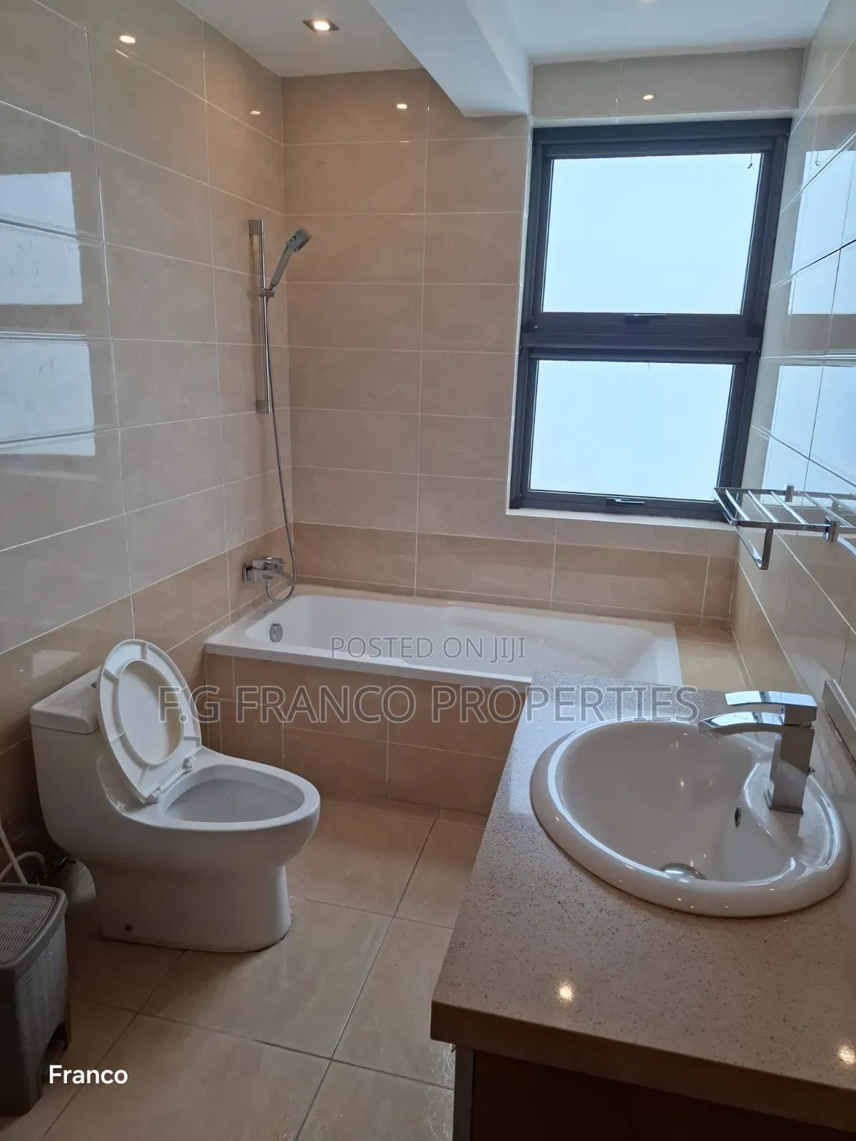 Furnished 3bdrm Apartment in Kg Franco Properties, Papaye for rent in Papaye