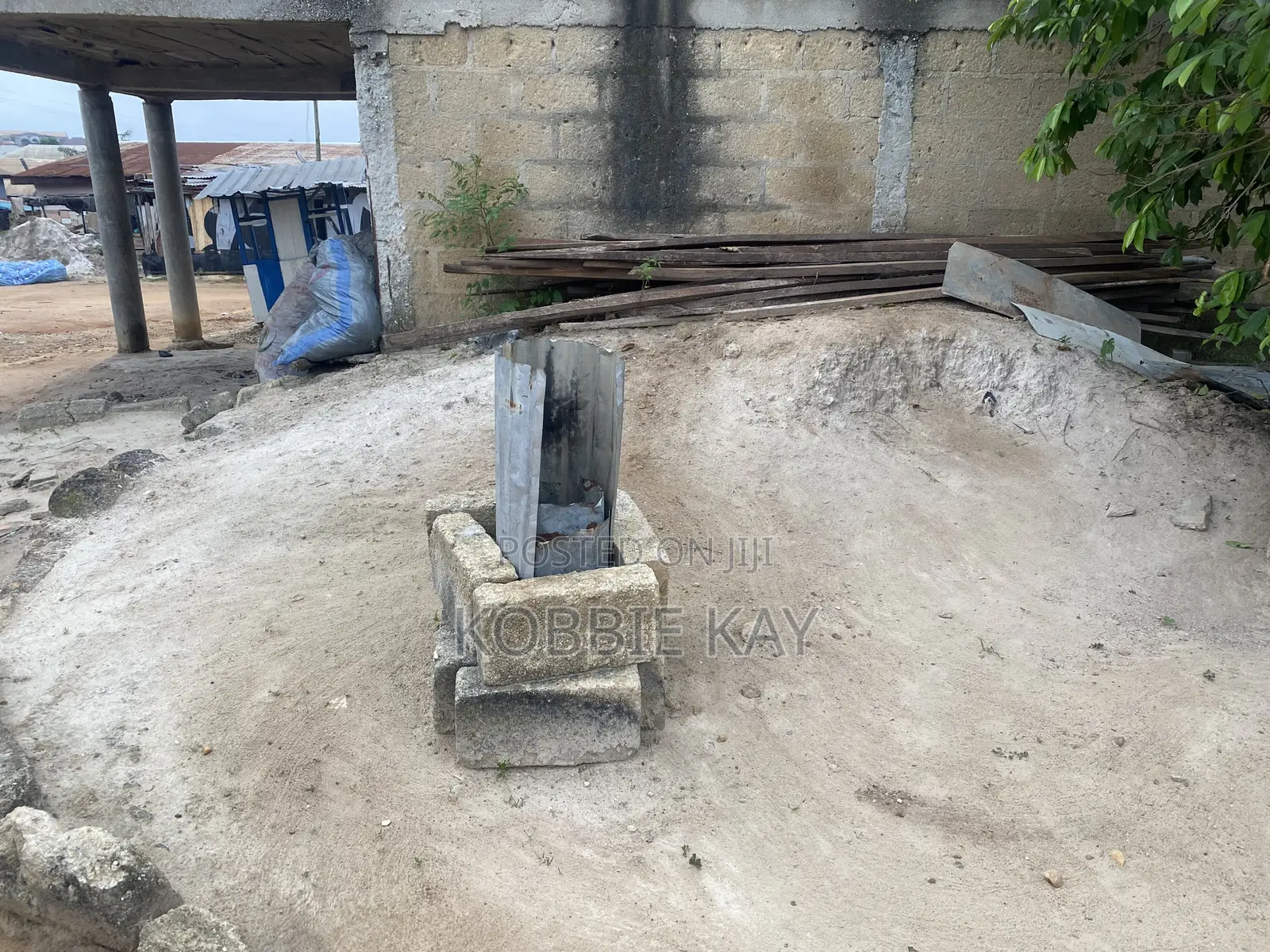 6bdrm House in Oti-Kuwait, Kumasi Metropolitan for sale in Kumasi Metropolitan
