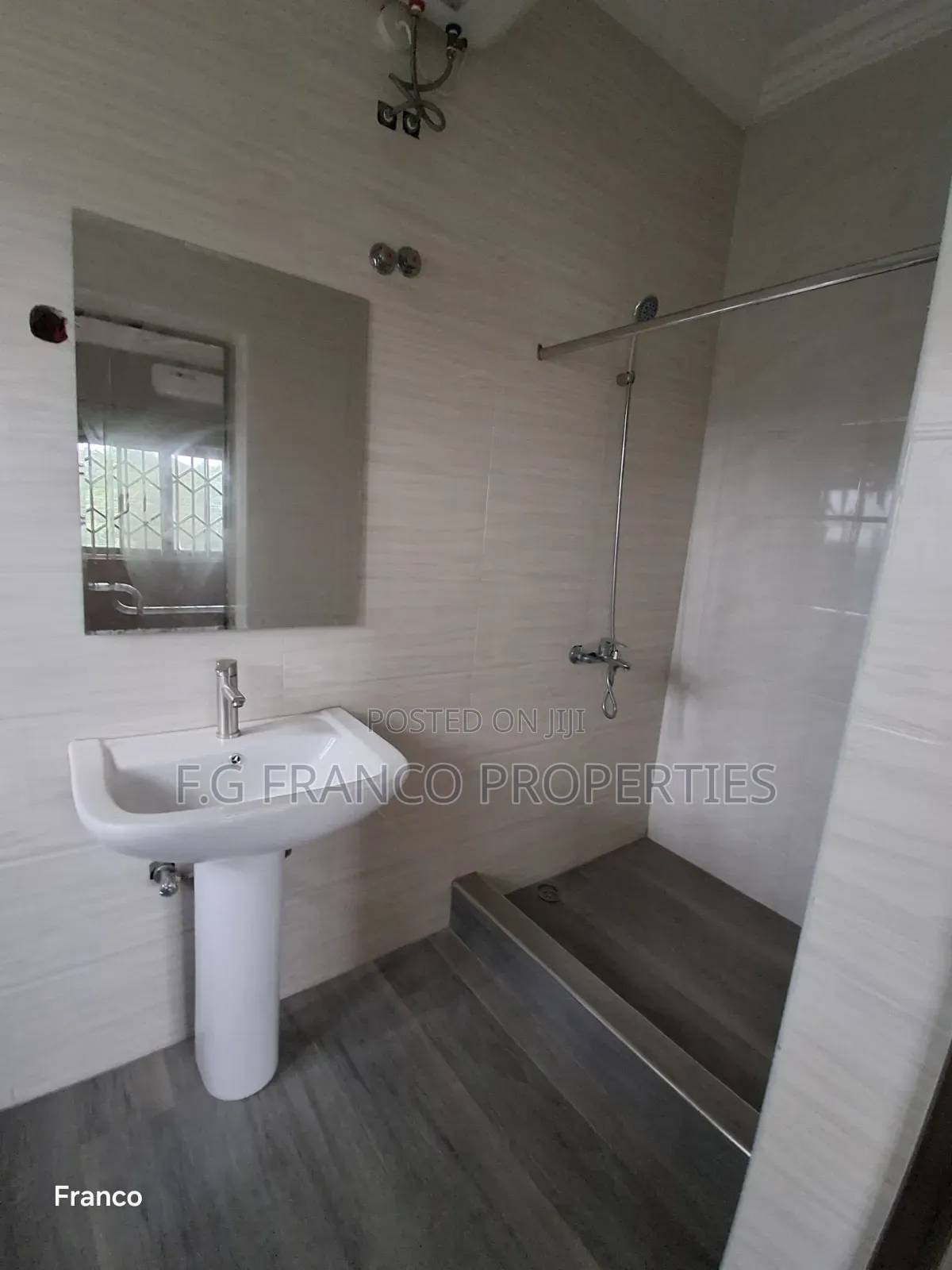 5bdrm House in Kg Franco Properties, Coca Cola for rent in Coca Cola