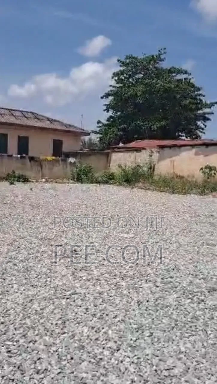 Hot Sales a 0.19 Acre Land for Sale (768.903 Square Metres) Kokomlem in Heavy Do Area