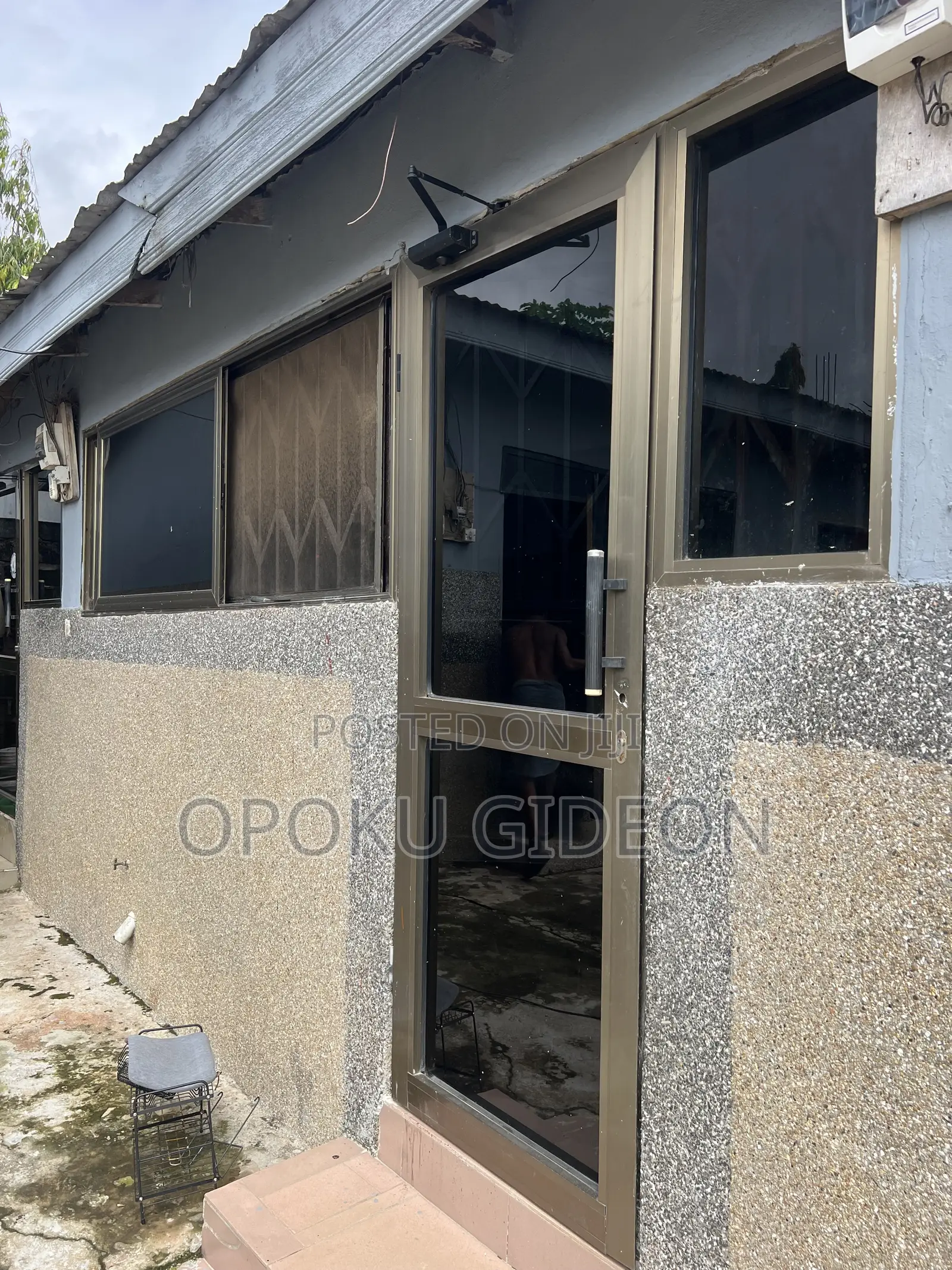 1bdrm Room & Parlour in Canada, Olebu for rent in Olebu