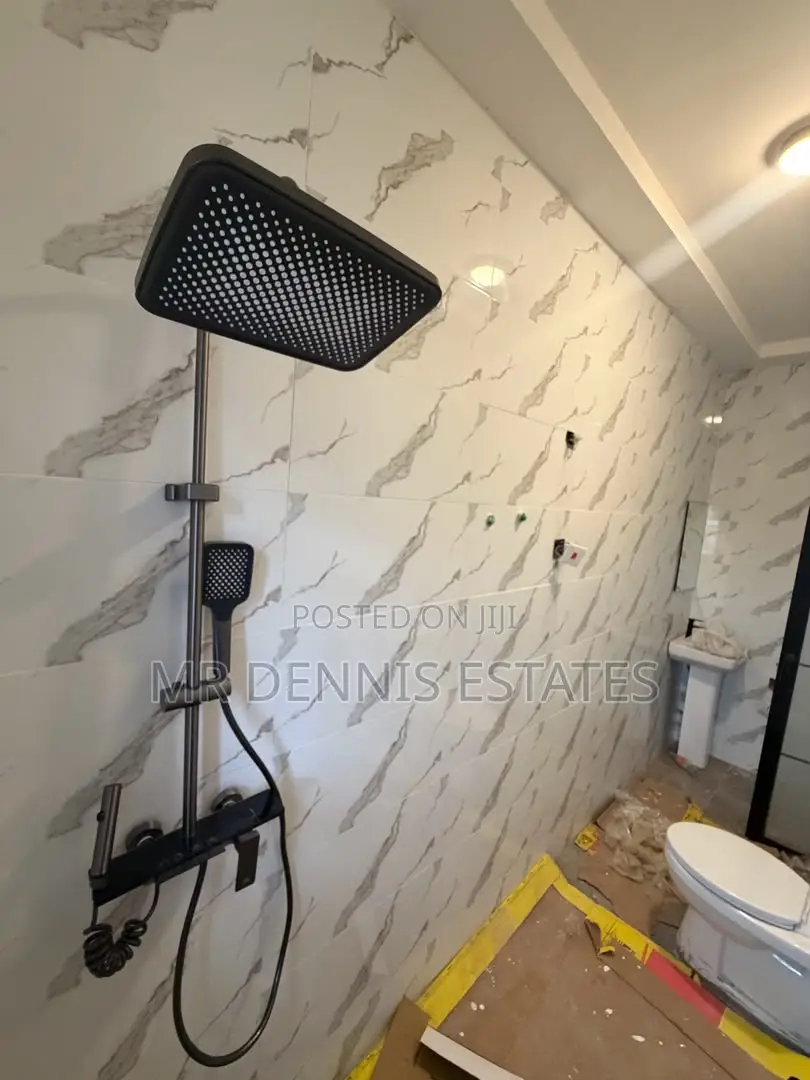 1bdrm Room & Parlour in Westhills, Weija Junction for rent in Weija Junction