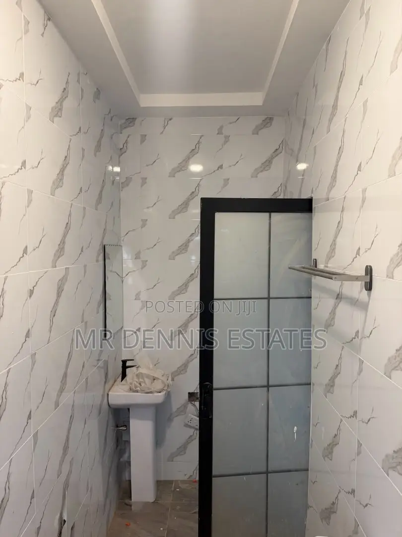 1bdrm Room & Parlour in Westhills, Weija Junction for rent in Weija Junction