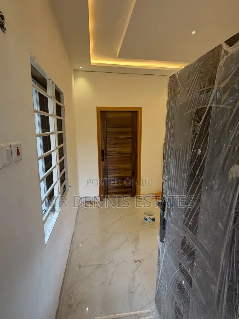 1bdrm Room & Parlour in Westhills, Weija Junction for rent in Weija Junction