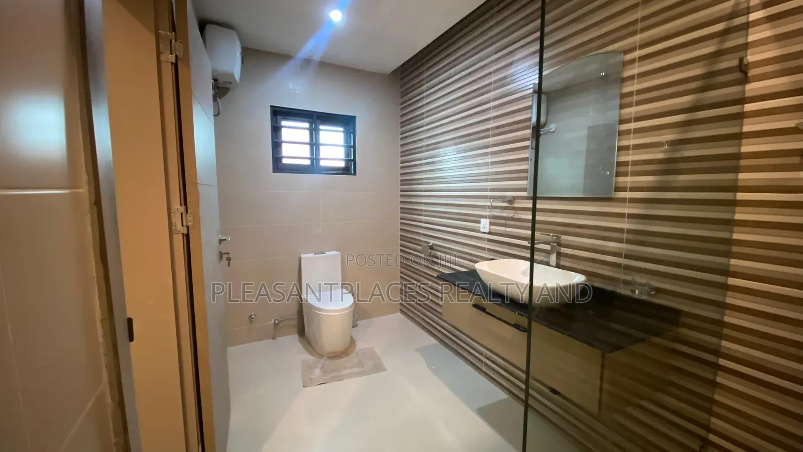 3bdrm House in Pleasantplaces And, Airport Residential Area for rent in Airport Residential Area
