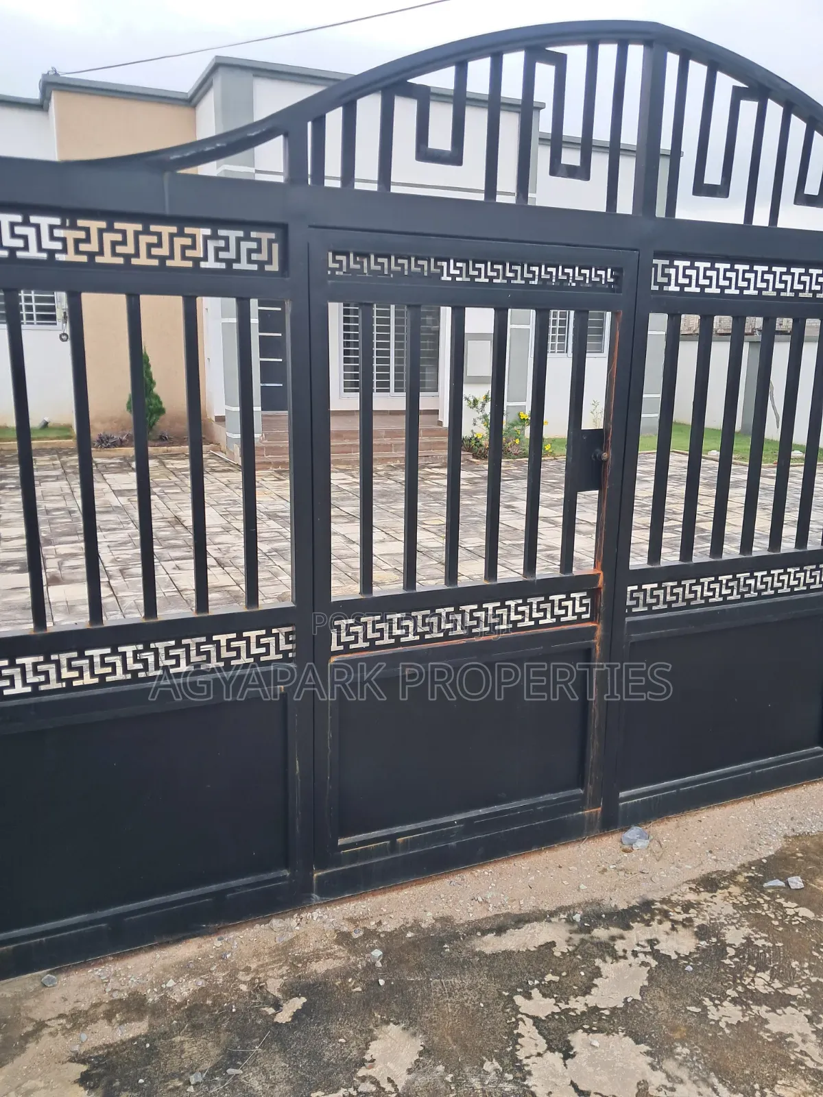 3bdrm House in Opah, Amasaman for sale in Amasaman