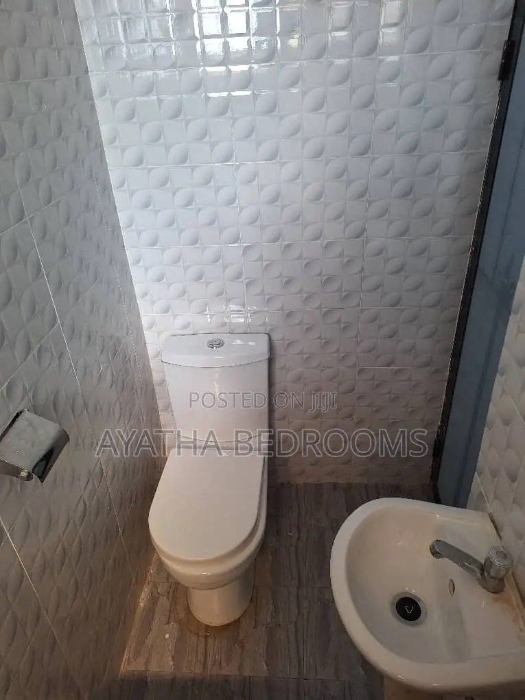 1bdrm Apartment in Camp 2, Teshie for rent in Teshie