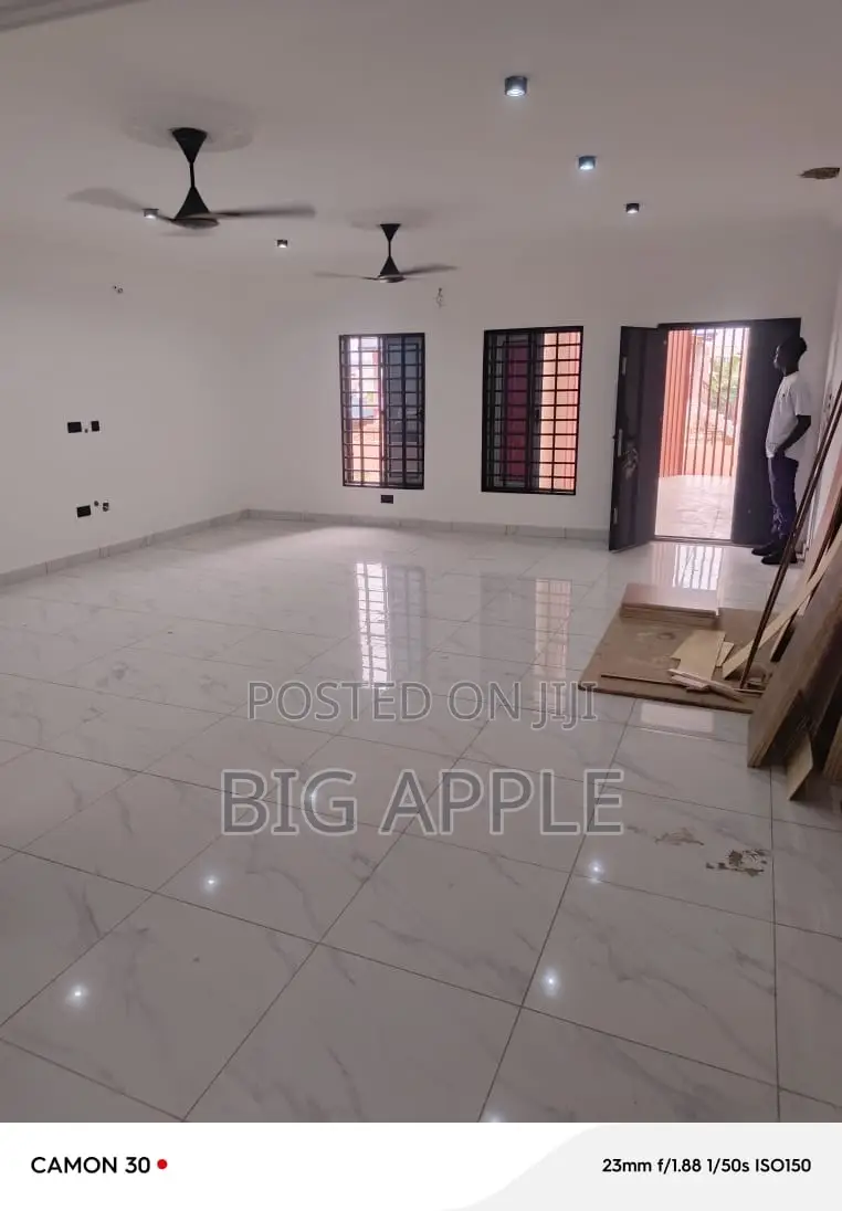 2bdrm Apartment in Agbogba for rent in Agbogba