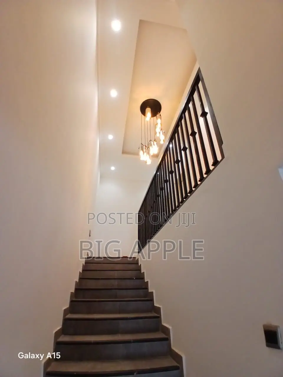 3bdrm House in Lakeside Community 8 for rent in Lake Side Estate
