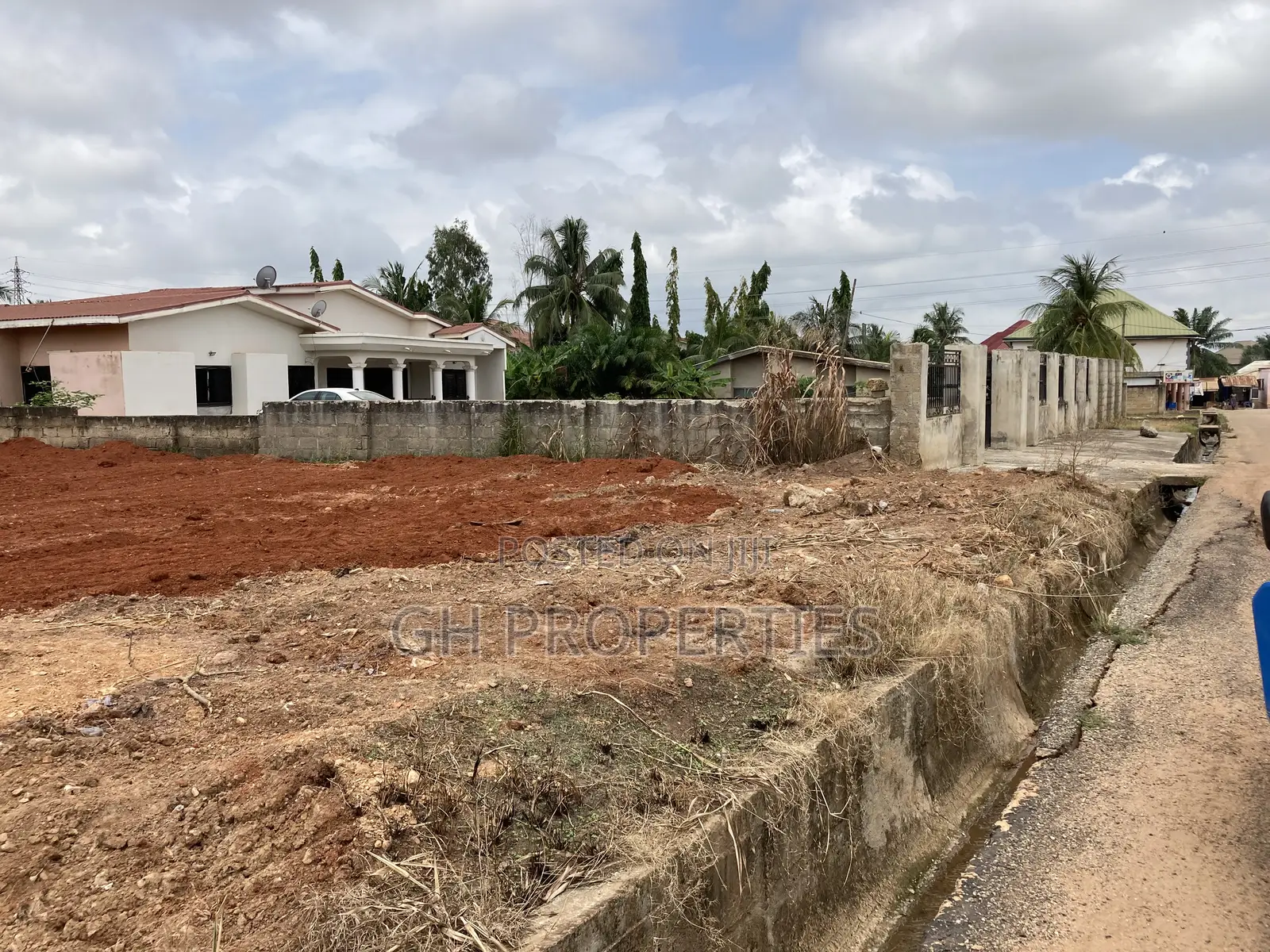 One Full Corner Plot for Sale at Daban. in Kumasi Metropolitan