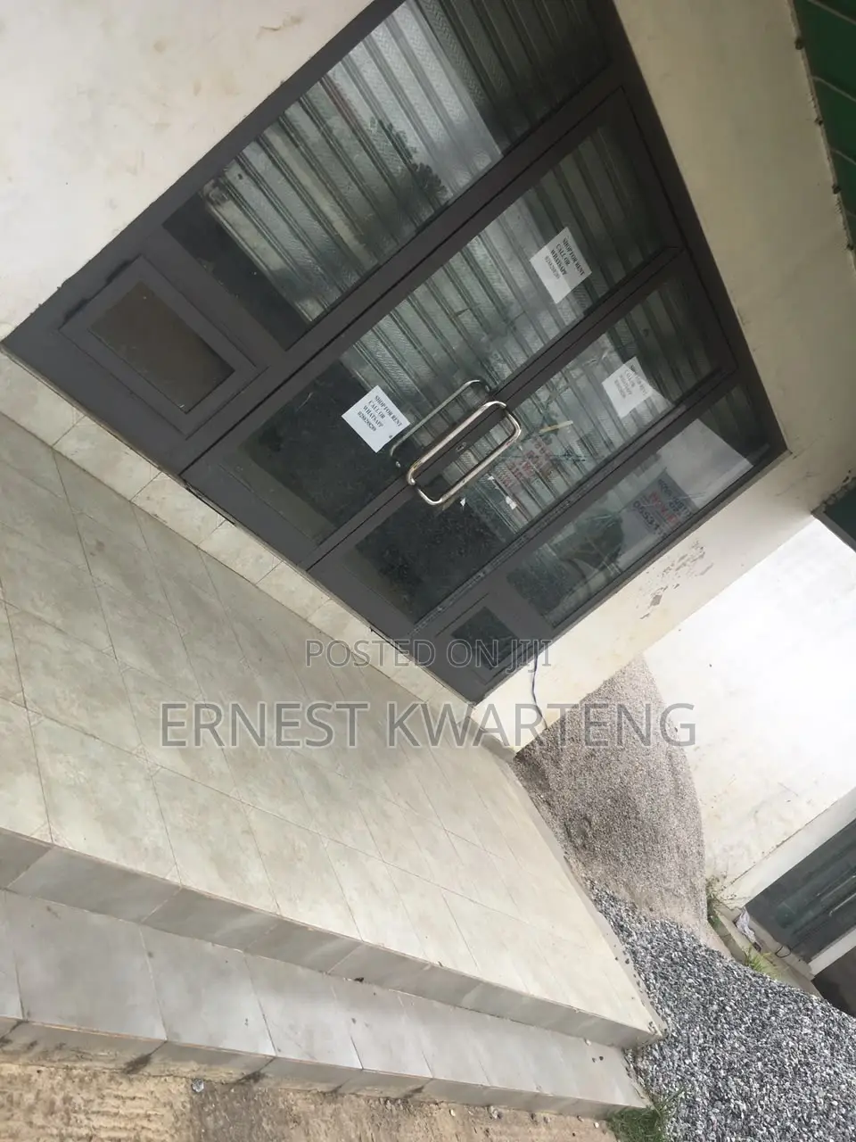 Shop to Let in East Legon