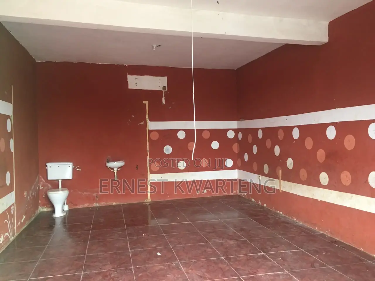 Shops for Rent in Sowutwuom