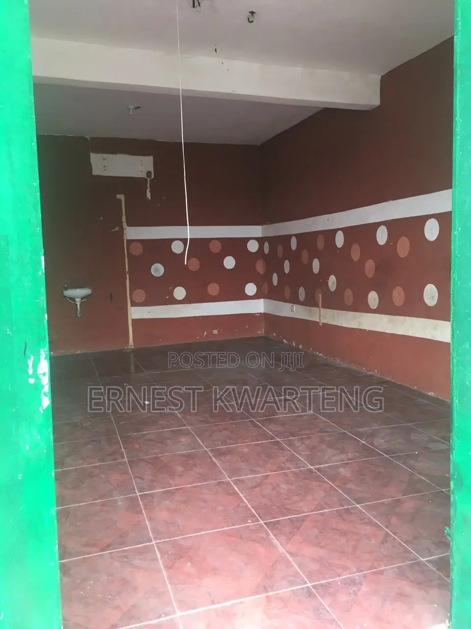 Shops for Rent in Sowutwuom