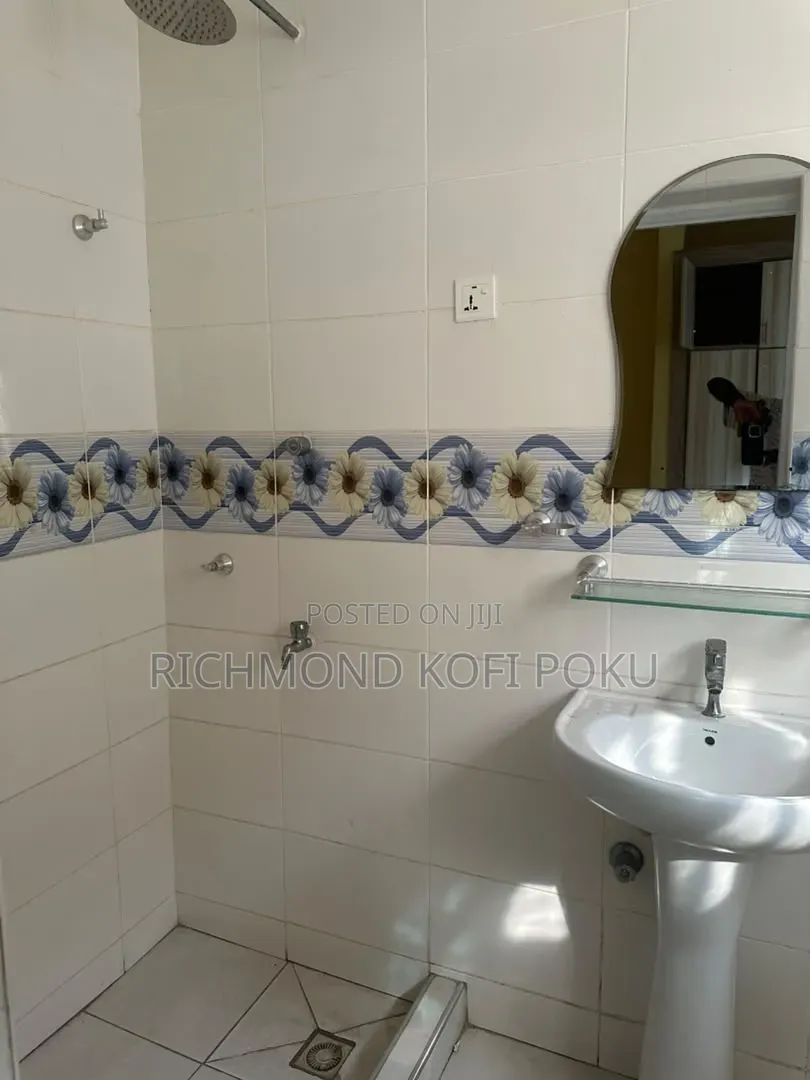 Furnished 4bdrm House in Kofi'S Realty, Baatsona Total for rent in Baatsona Total