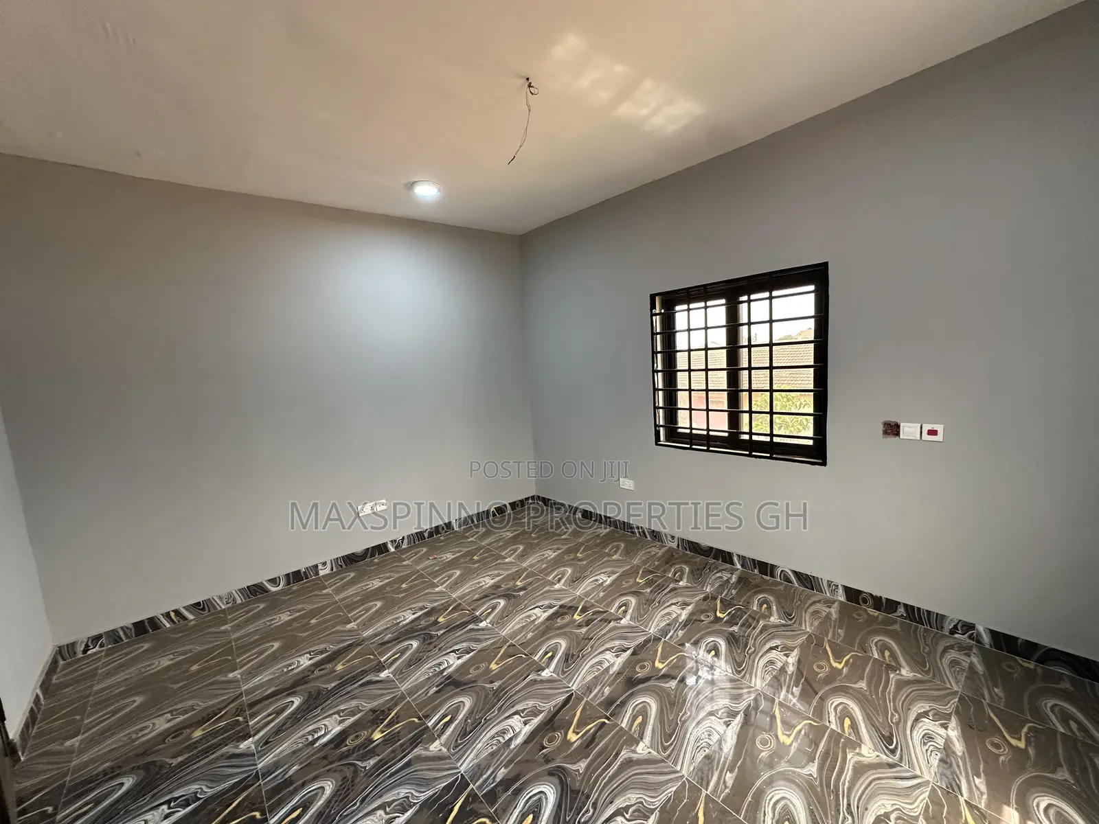 2bdrm Apartment in Maxspinno Properties, Little Roses Area for rent in Little Roses Area