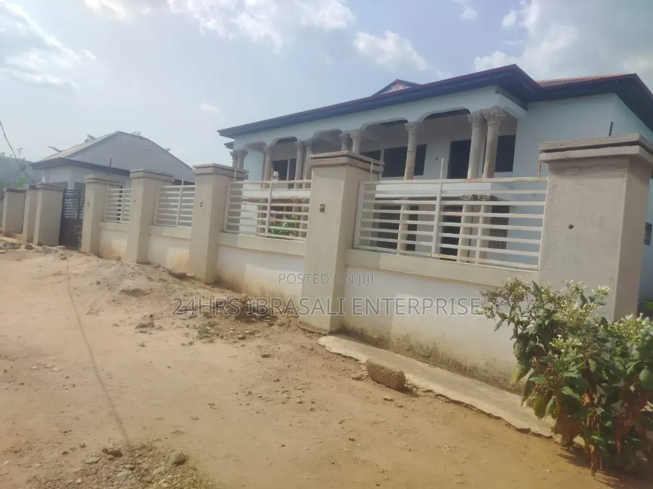 3 Bedroom Flat 4 Unit in Kumasi Metropolitan