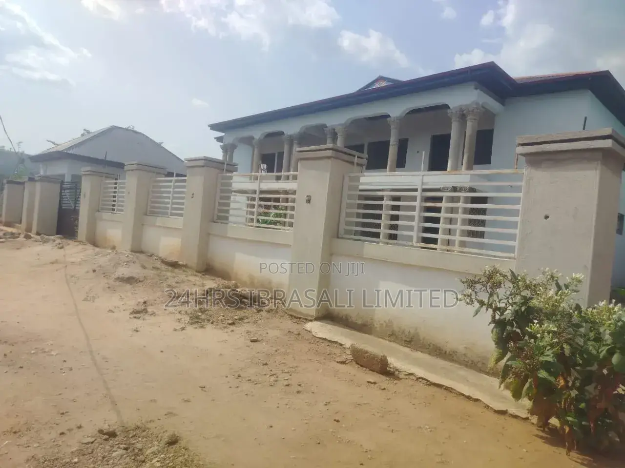 3 Bedroom Flat 4 Unit in Kumasi Metropolitan