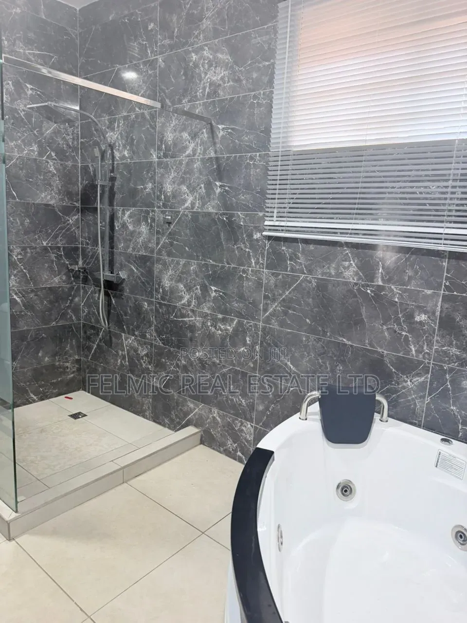 4bdrm Duplex in Felmic Real Estate, Ola Achool Area for sale in Ola Achool Area