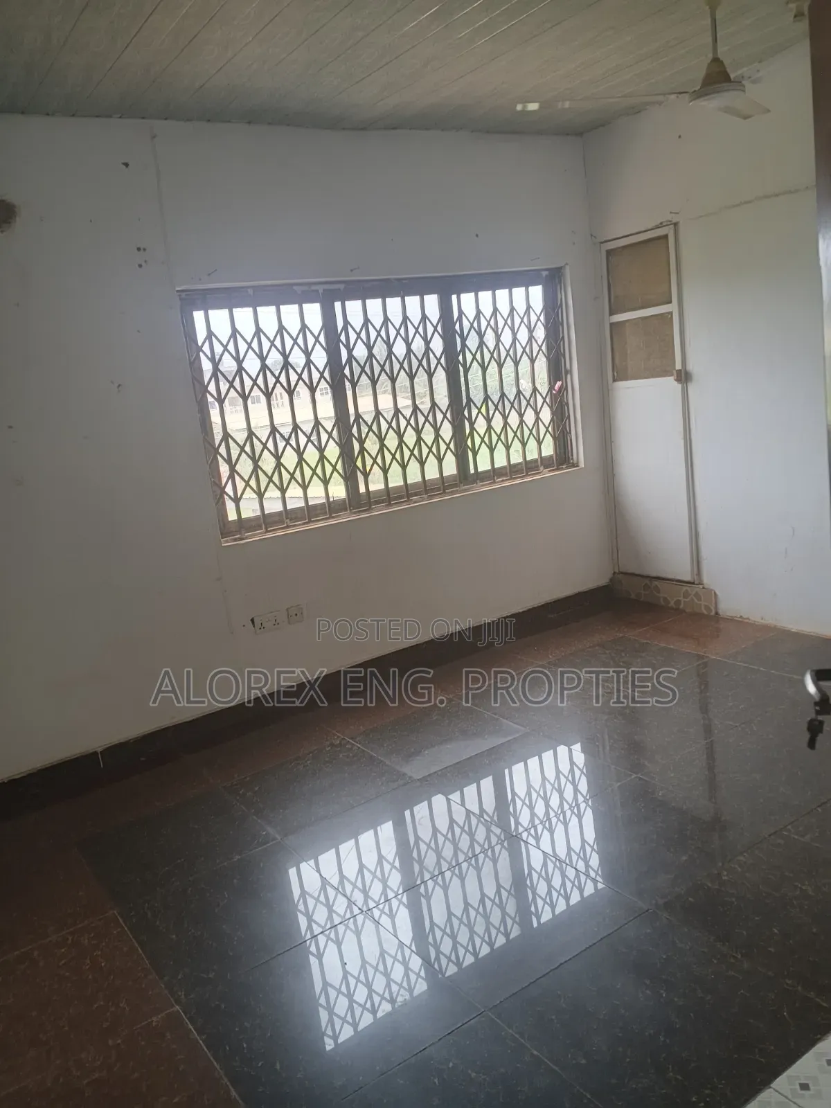 1bdrm Apartment in Amanfro Adenta, Frafraha for rent in Frafraha