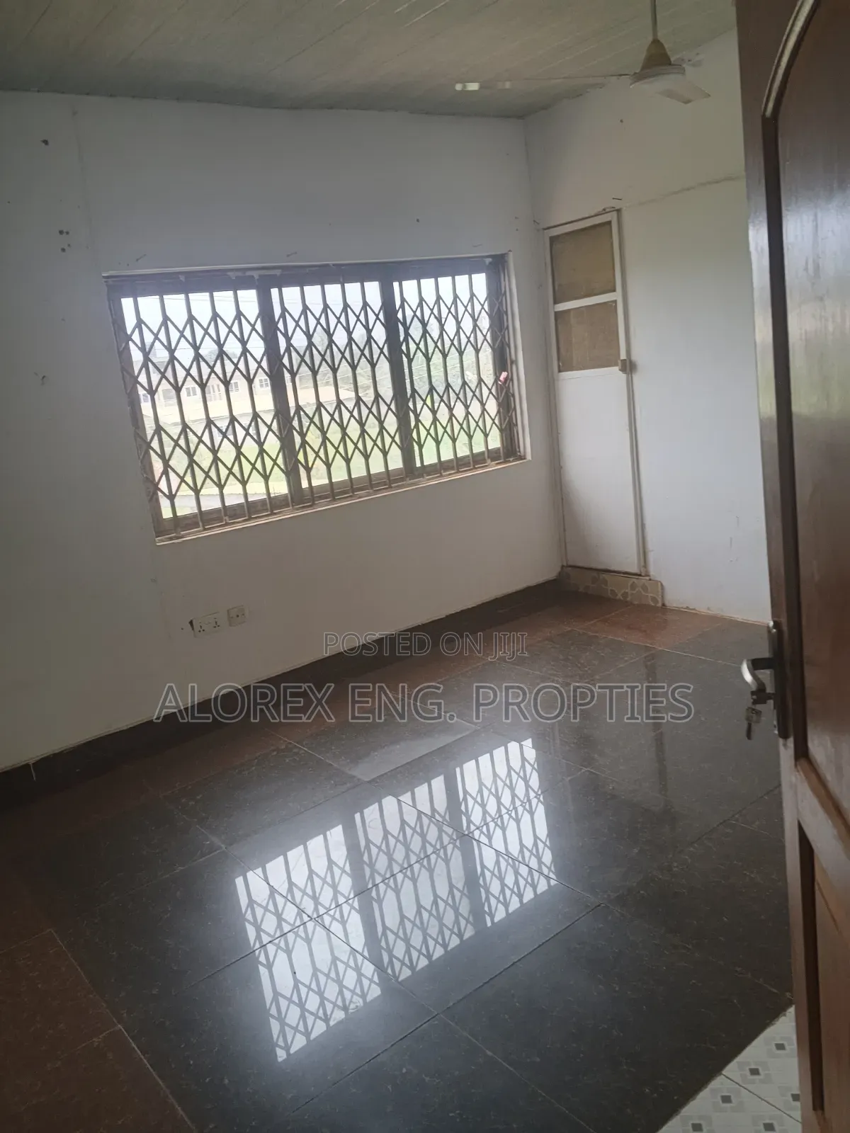1bdrm Apartment in Amanfro Adenta, Frafraha for rent in Frafraha