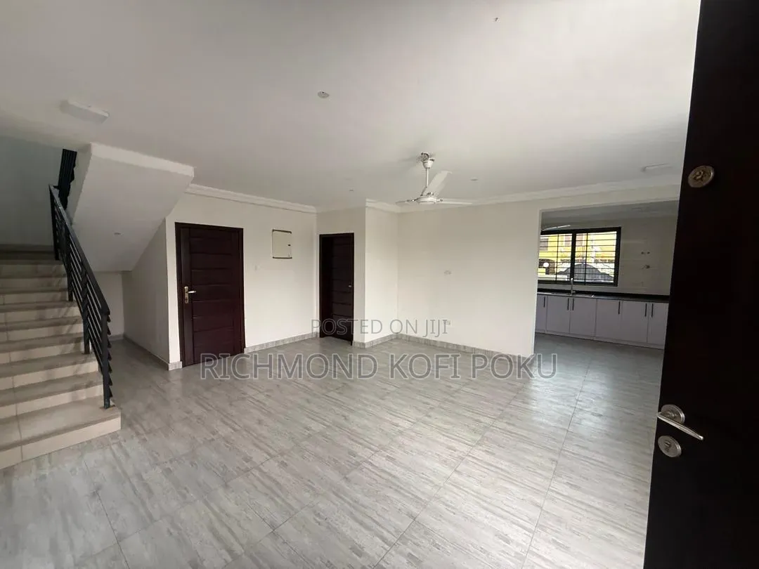 3bdrm House in Kofi'S Realty, American House for sale in American House