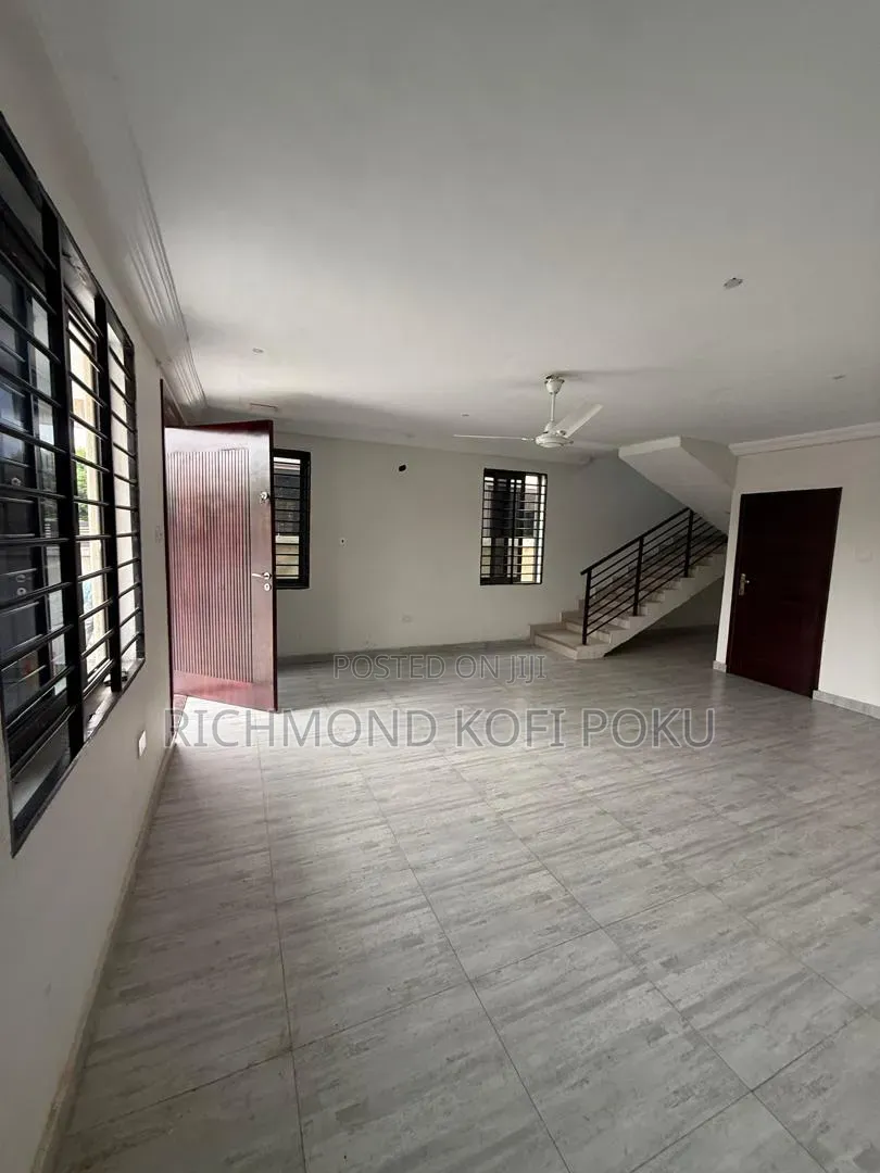 3bdrm House in Kofi'S Realty, American House for sale in American House