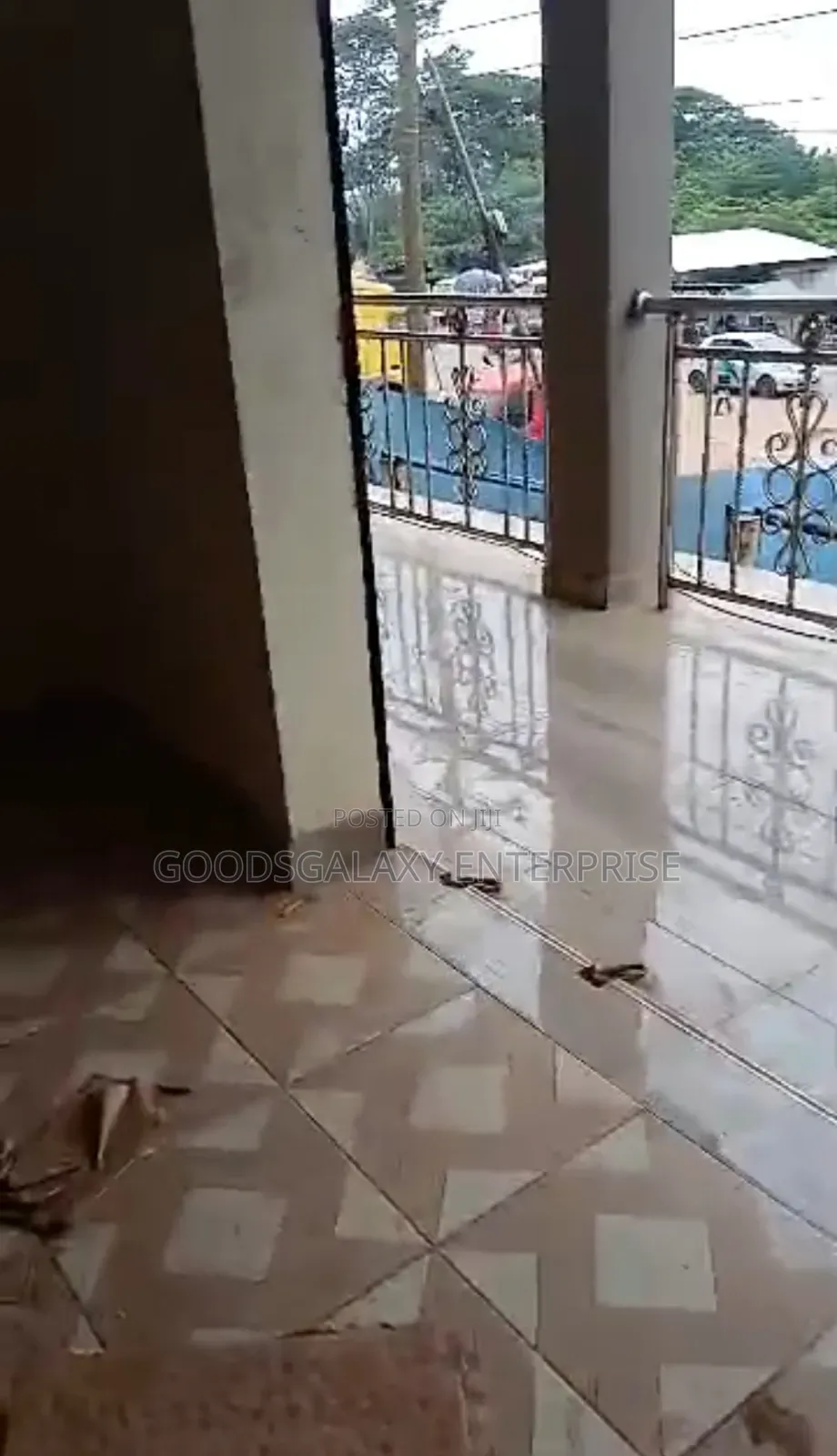 Space for Rent at Abuakwa Close to the Roadside in Kumasi Metropolitan