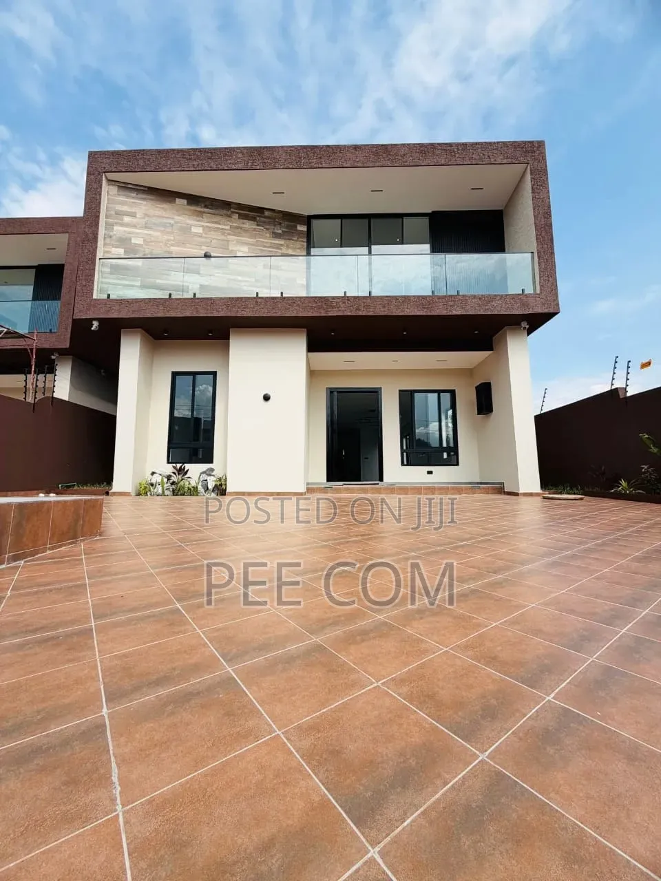 4bdrm House in Ghana Flag for sale in Ghana Flag