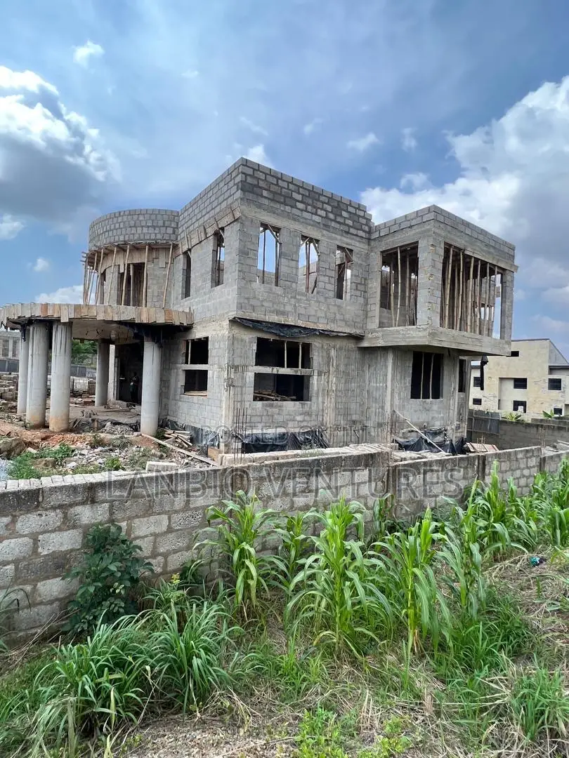 4bdrm House in Kumasi Metropolitan for sale in Kumasi Metropolitan