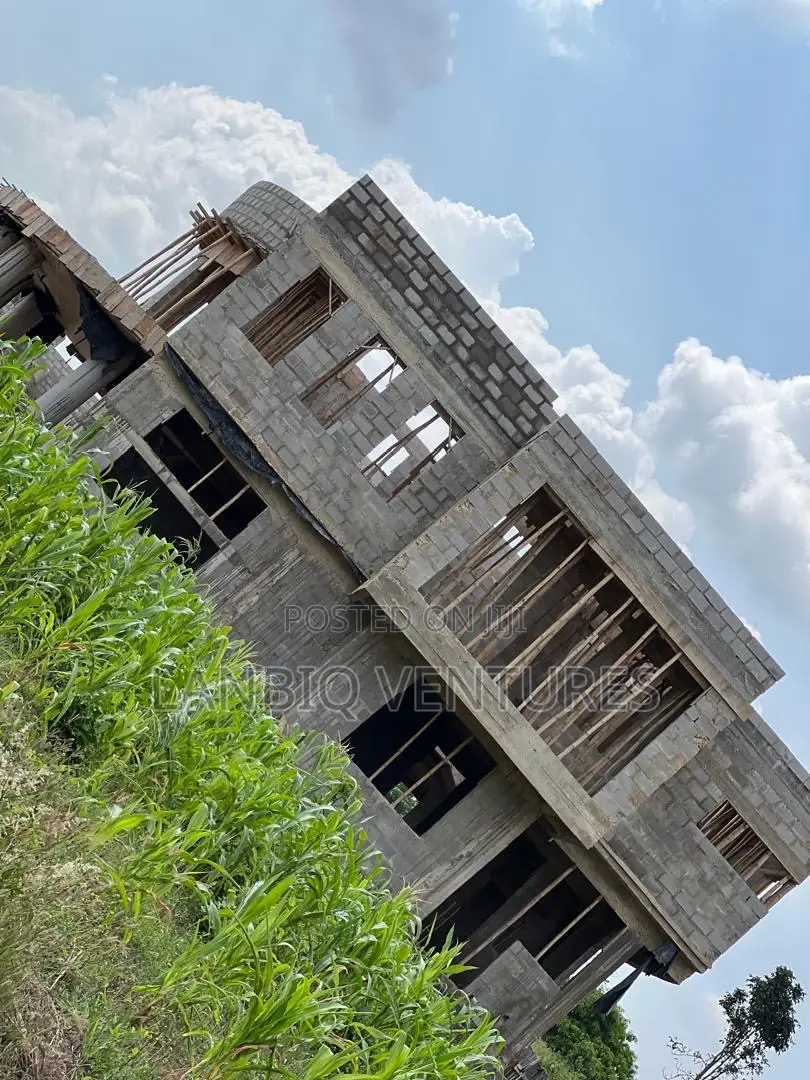 4bdrm House in Kumasi Metropolitan for sale in Kumasi Metropolitan