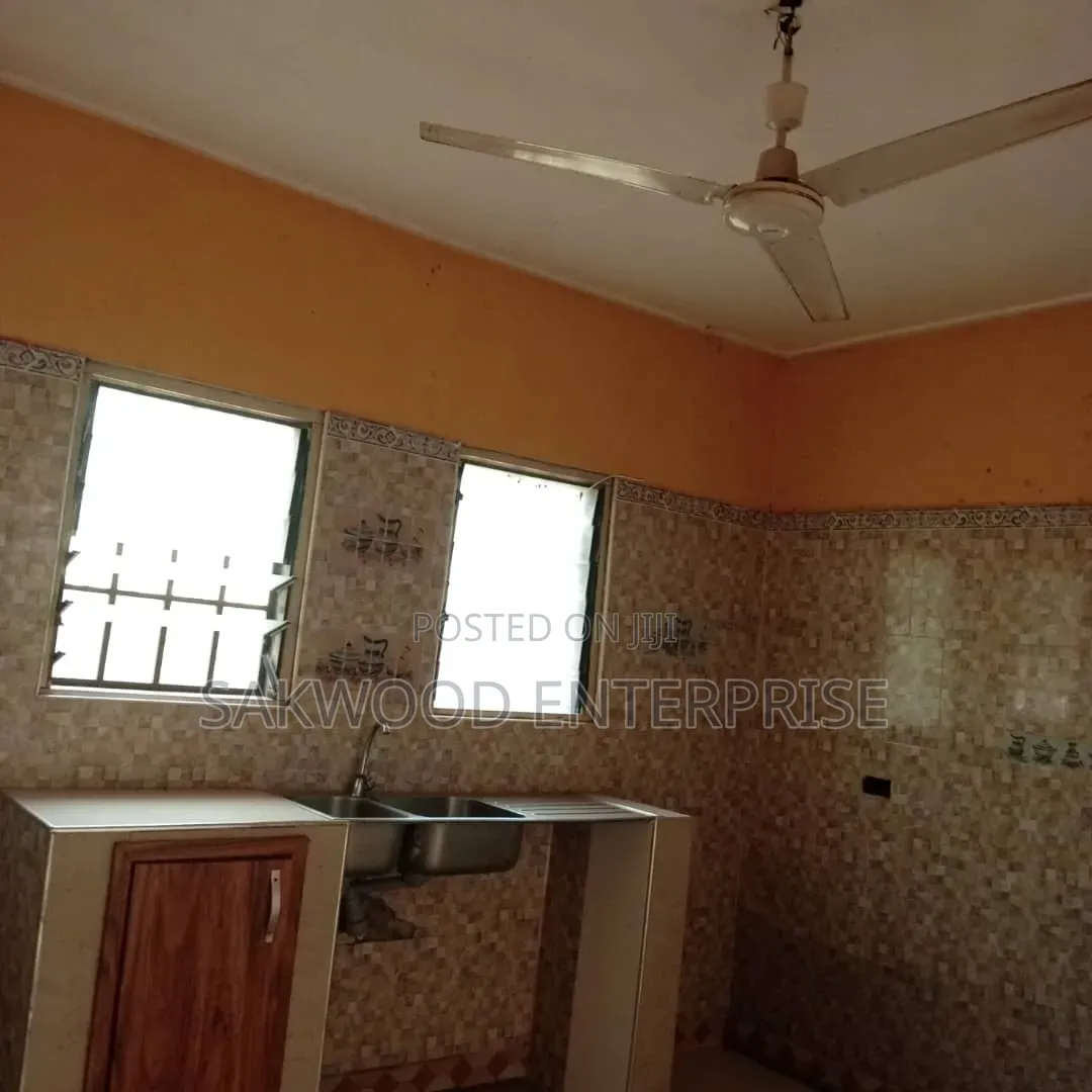 1bdrm Apartment in Sakwood Enterprise, Oyibi for rent in Oyibi
