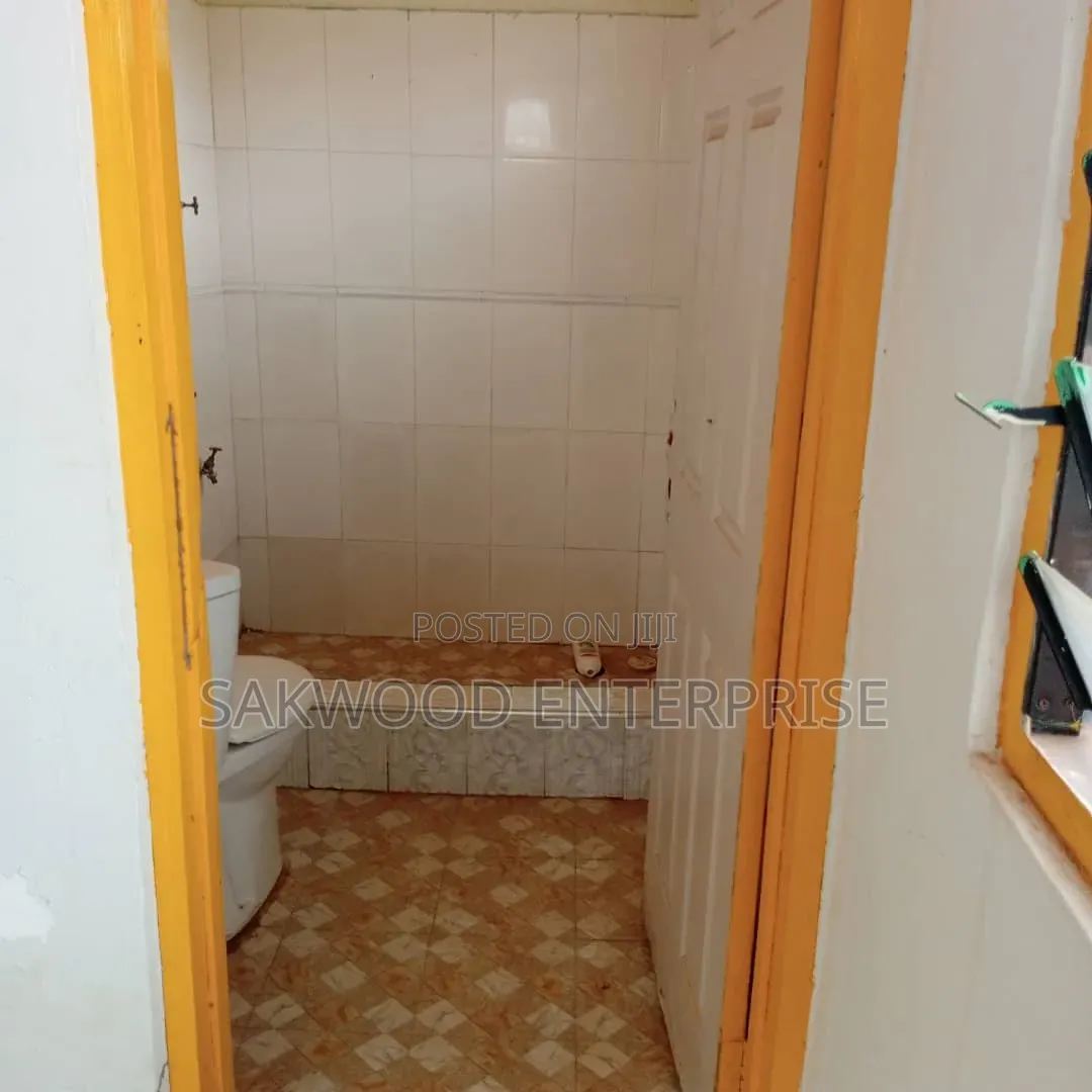 1bdrm Apartment in Sakwood Enterprise, Oyibi for rent in Oyibi