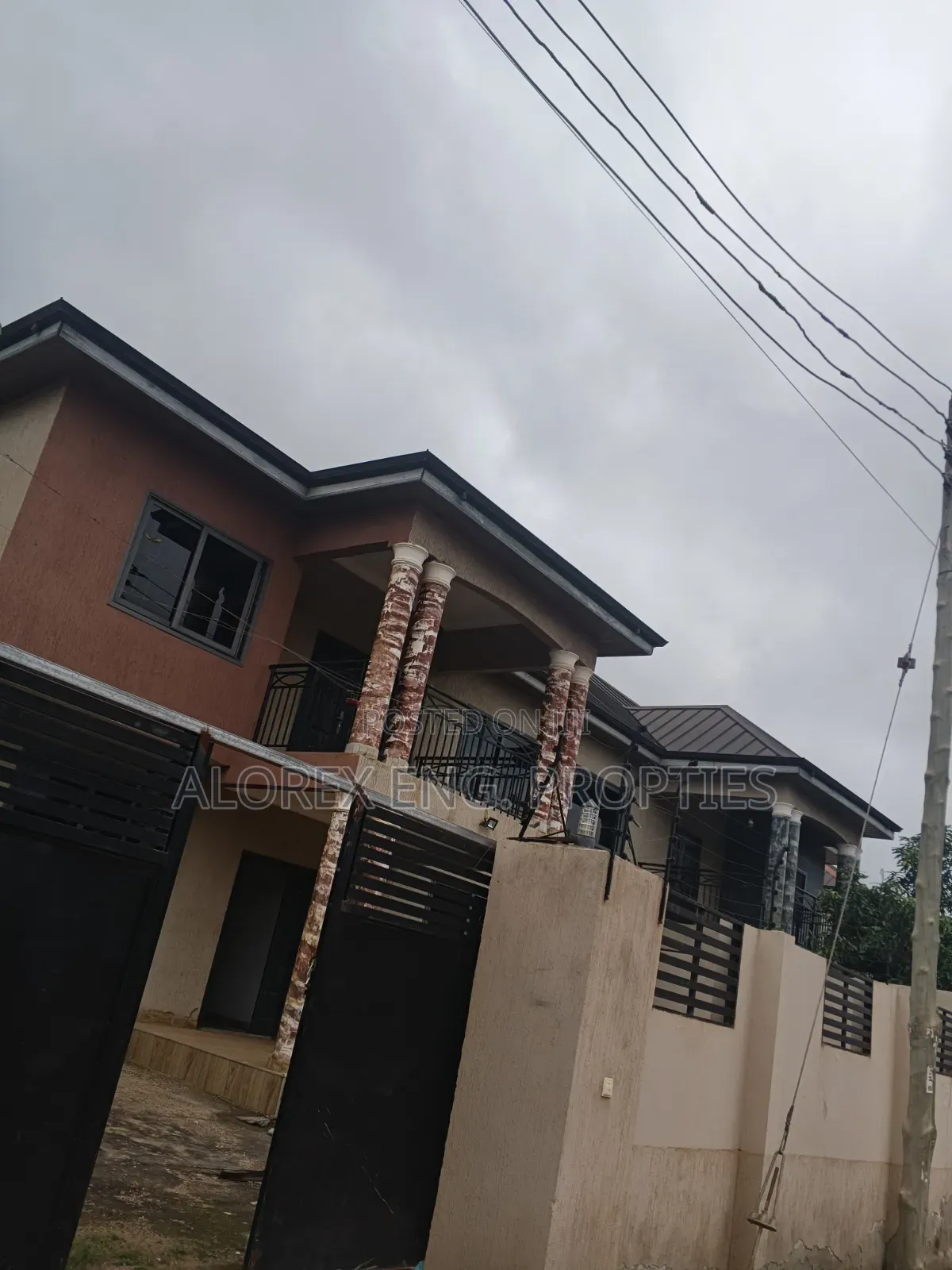 5bdrm Duplex in Pantang Hospital, Pentecost for rent in Pentecost