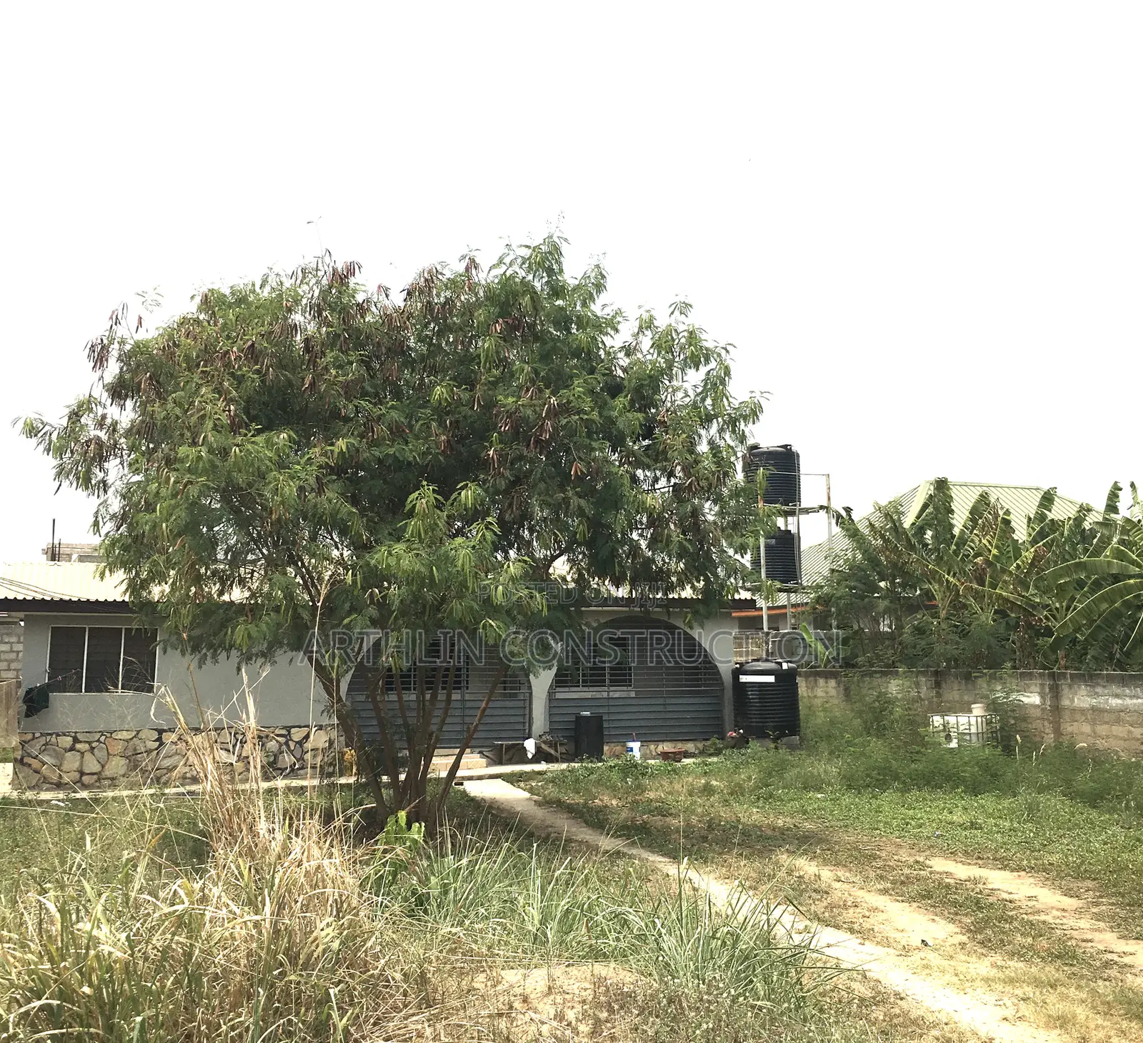 14bdrm Apartment in New Legon for sale in New Legon