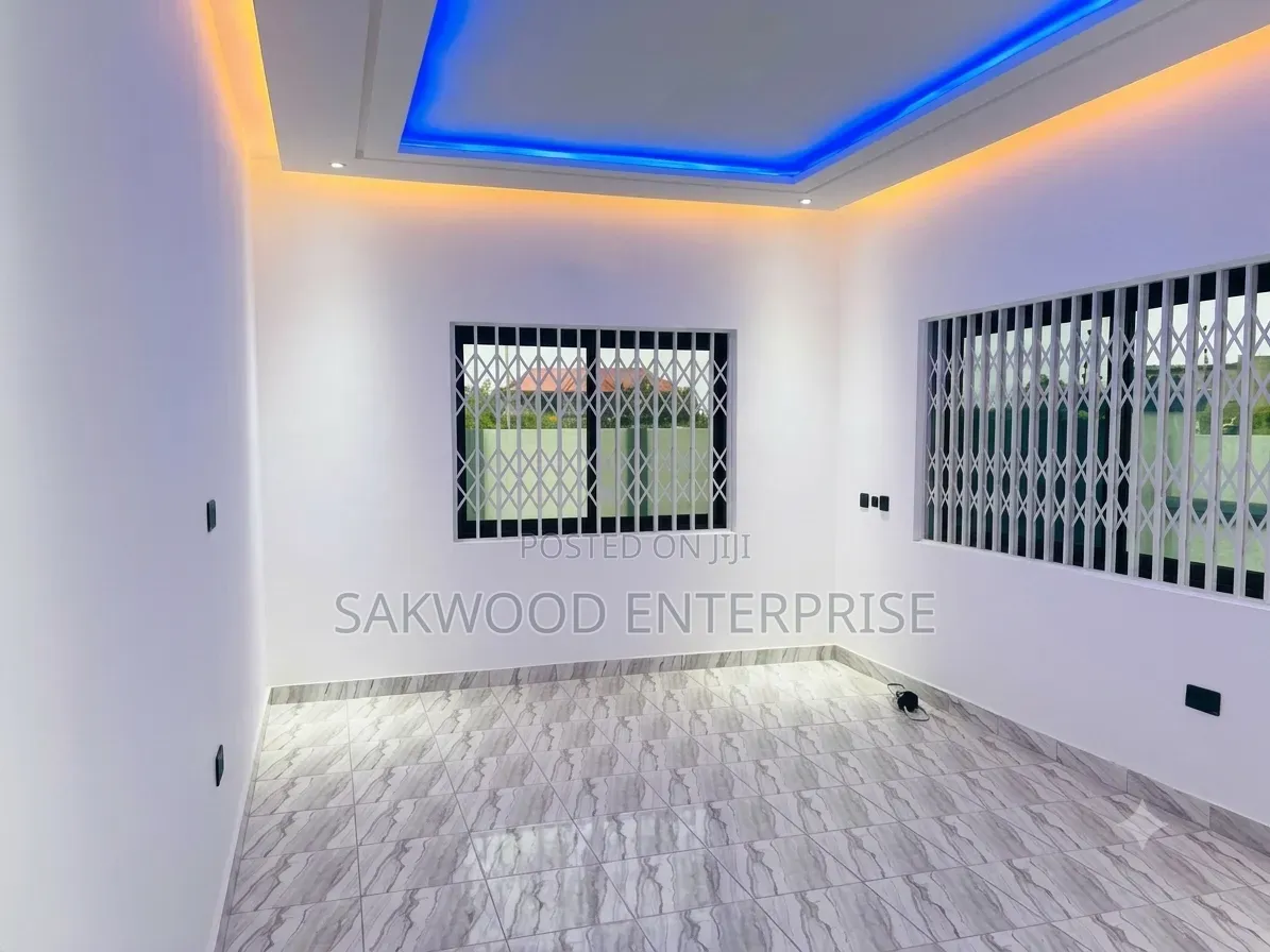 2bdrm Apartment in Sakwood Enterprise, Oyibi for rent in Oyibi