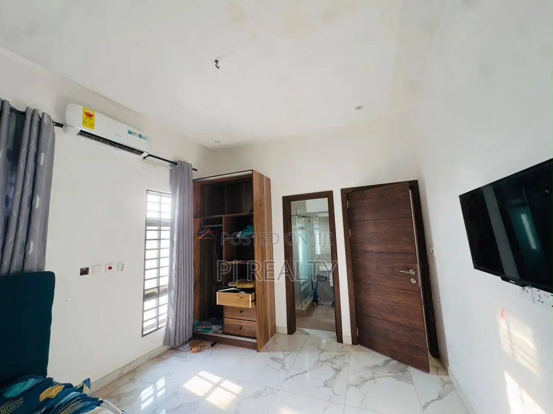 4bdrm House in East Legon for sale in East Legon