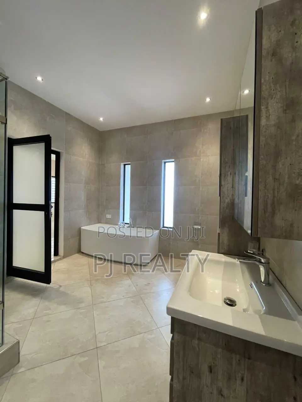 4bdrm House in Lake Side Estate for rent in Lake Side Estate