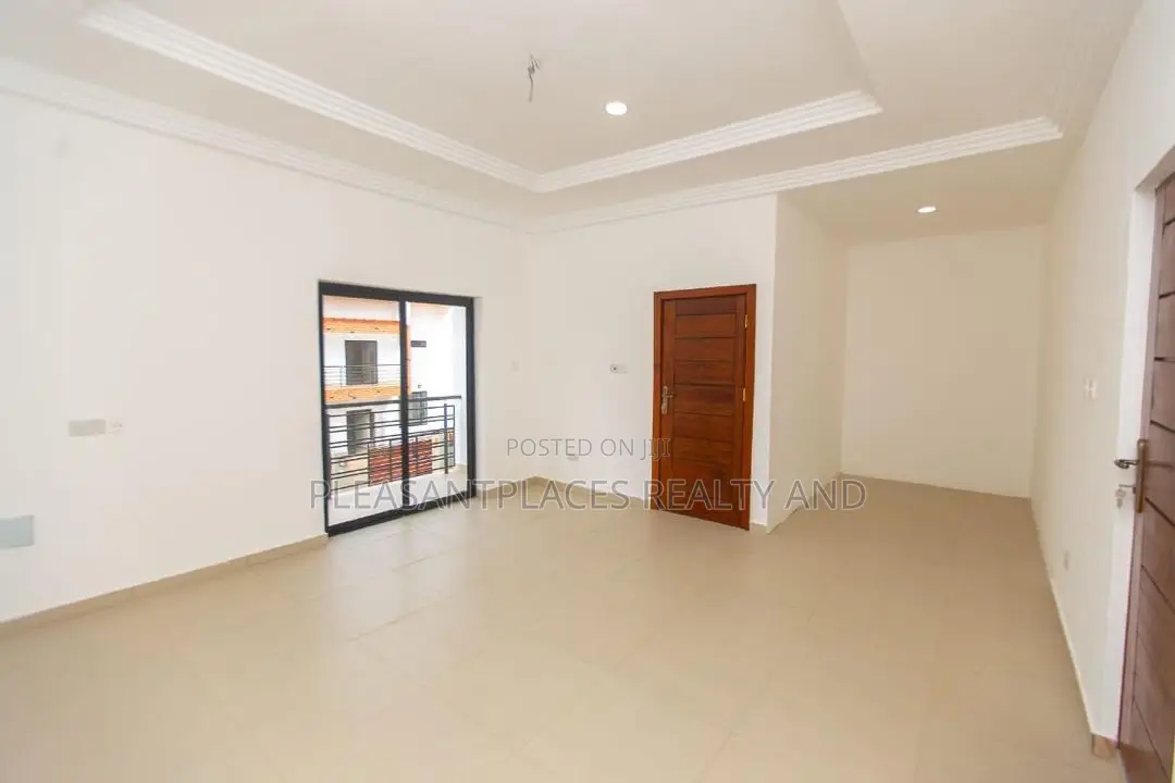 3bdrm House in Pleasantplaces And, Oyarifa Mall Area for sale in Oyarifa Mall Area
