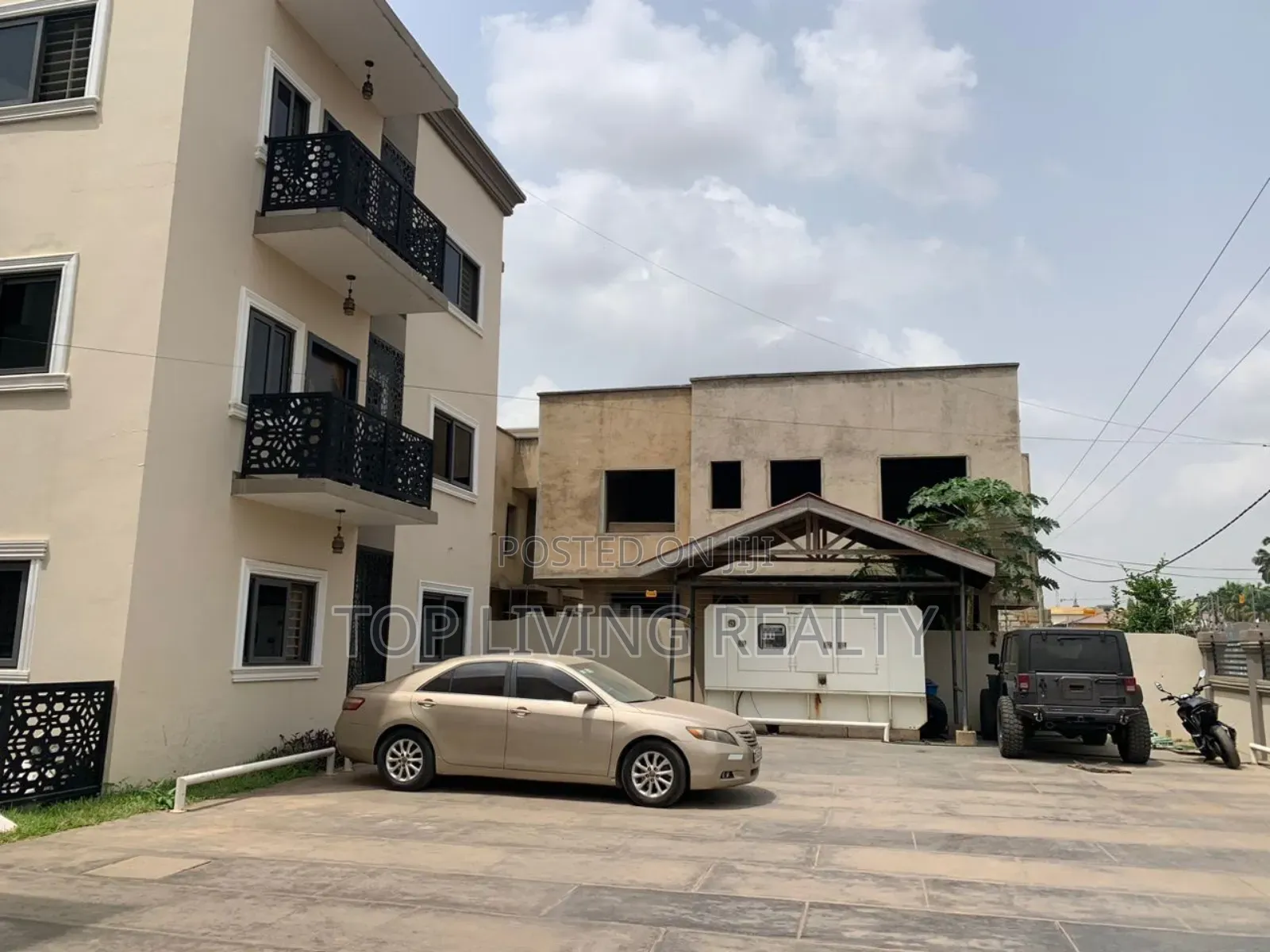 1bdrm Apartment in Mempeasem, East Legon for rent in East Legon