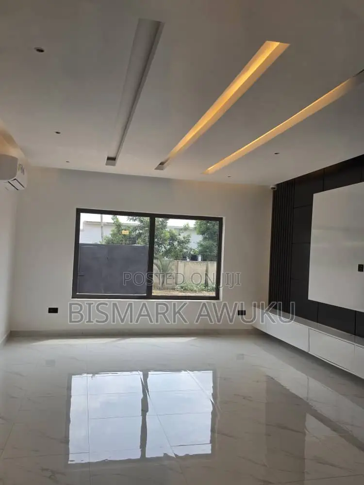 4bdrm House in Amrahia for sale in Amrahia