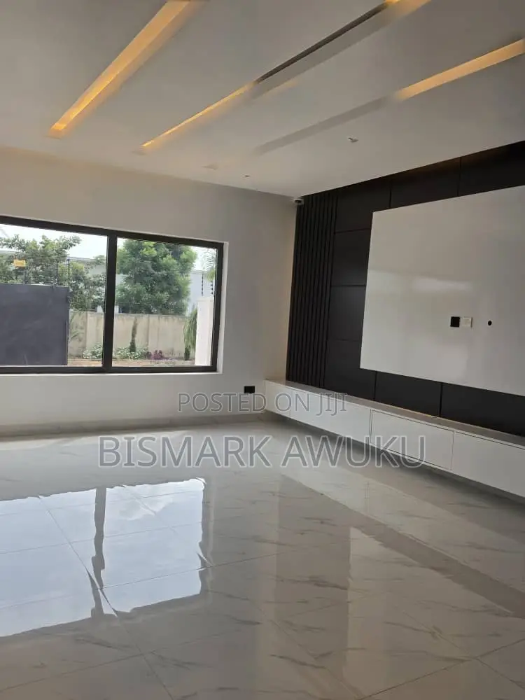 4bdrm House in Amrahia for sale in Amrahia