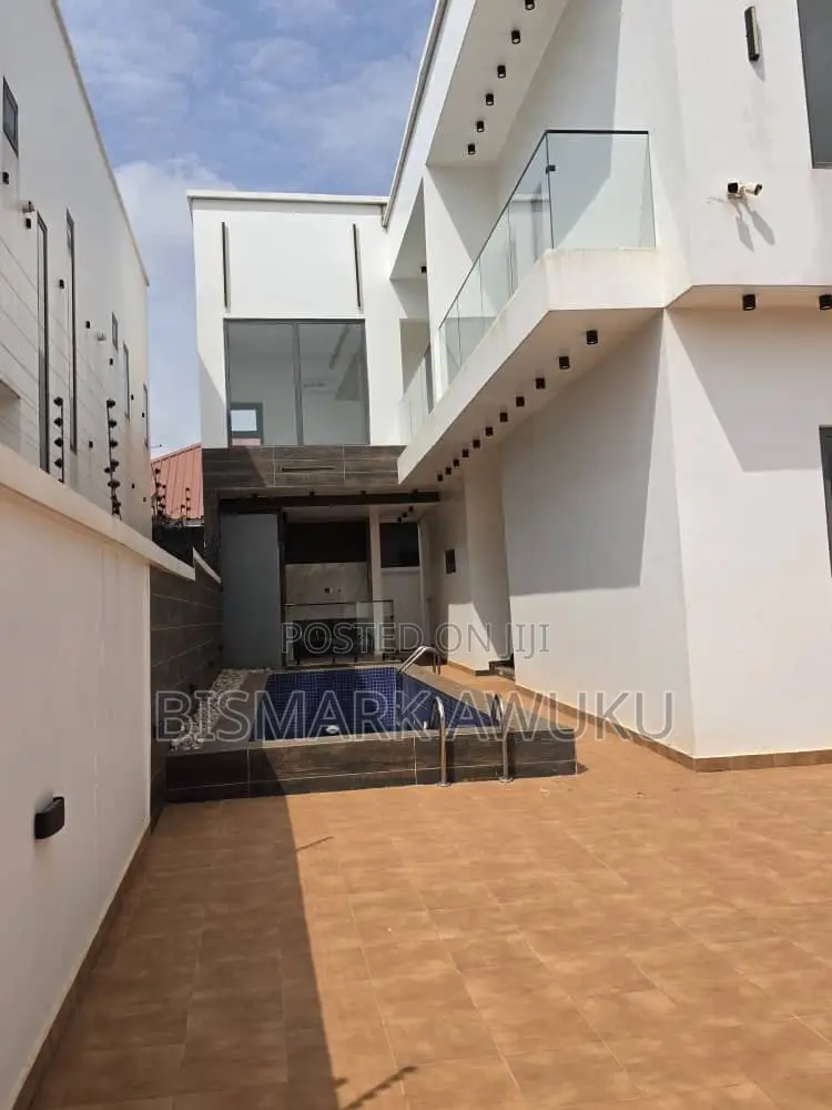 4bdrm House in Amrahia for sale in Amrahia