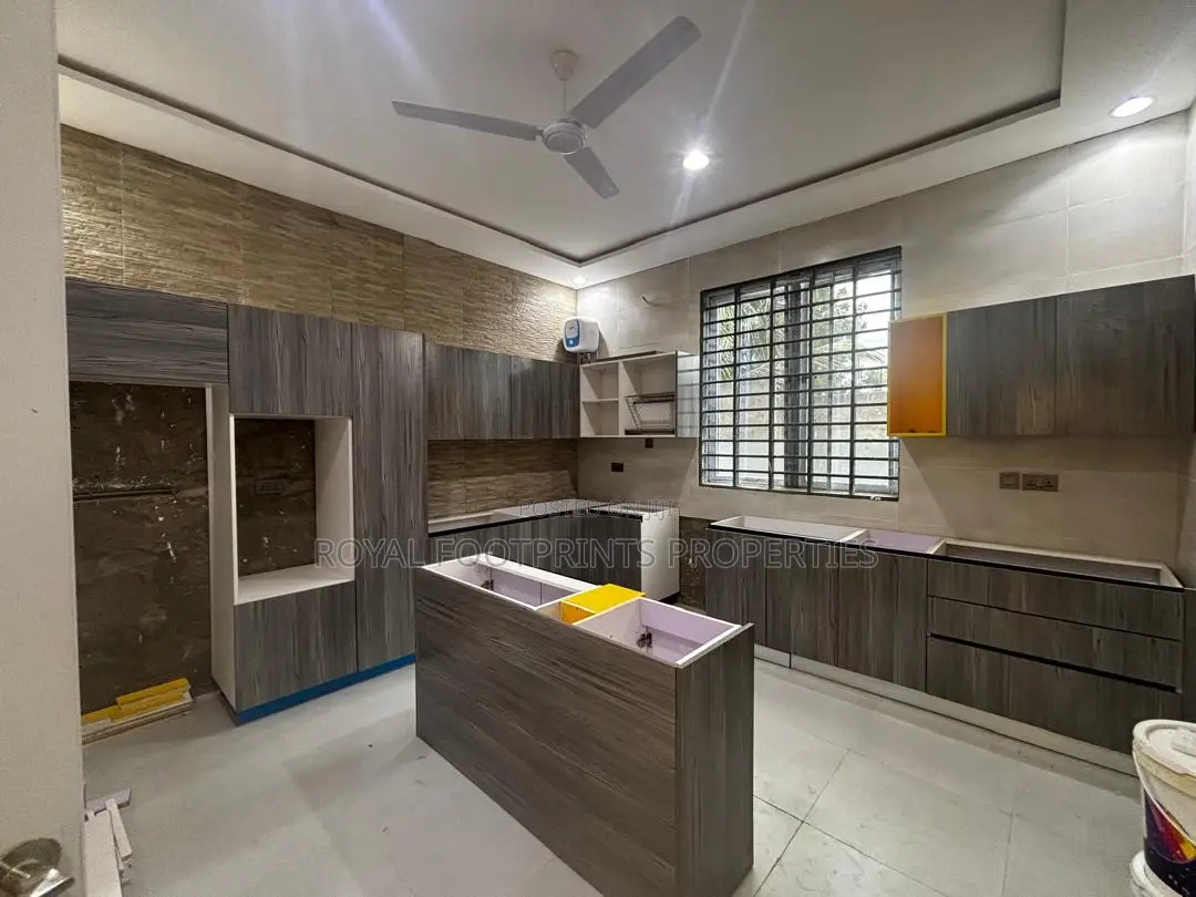 4bdrm House in Royal Footprints, Oyarifa for sale in Oyarifa