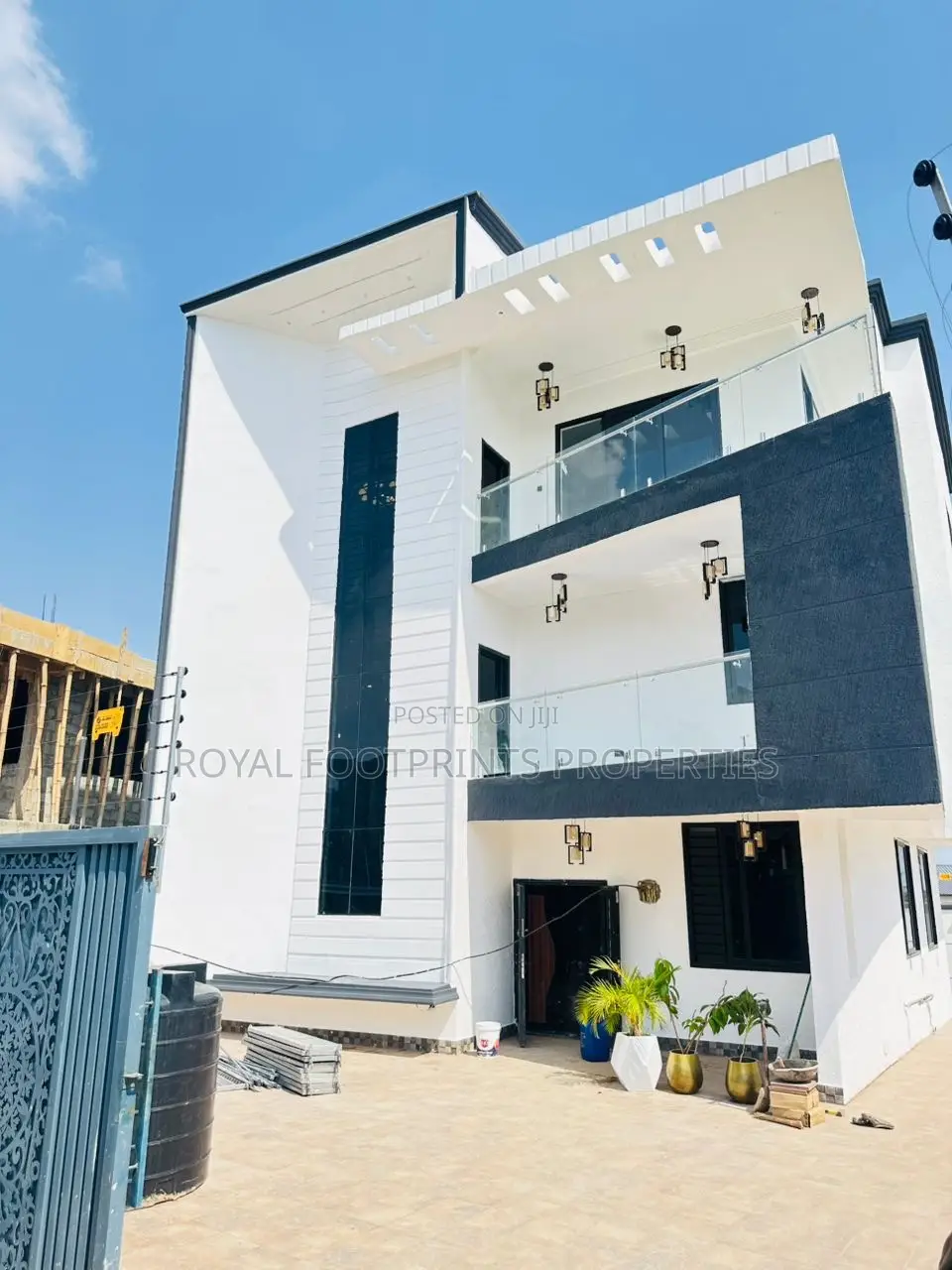 5bdrm House in Royal Footprints, Kwabenya for sale in Kwabenya
