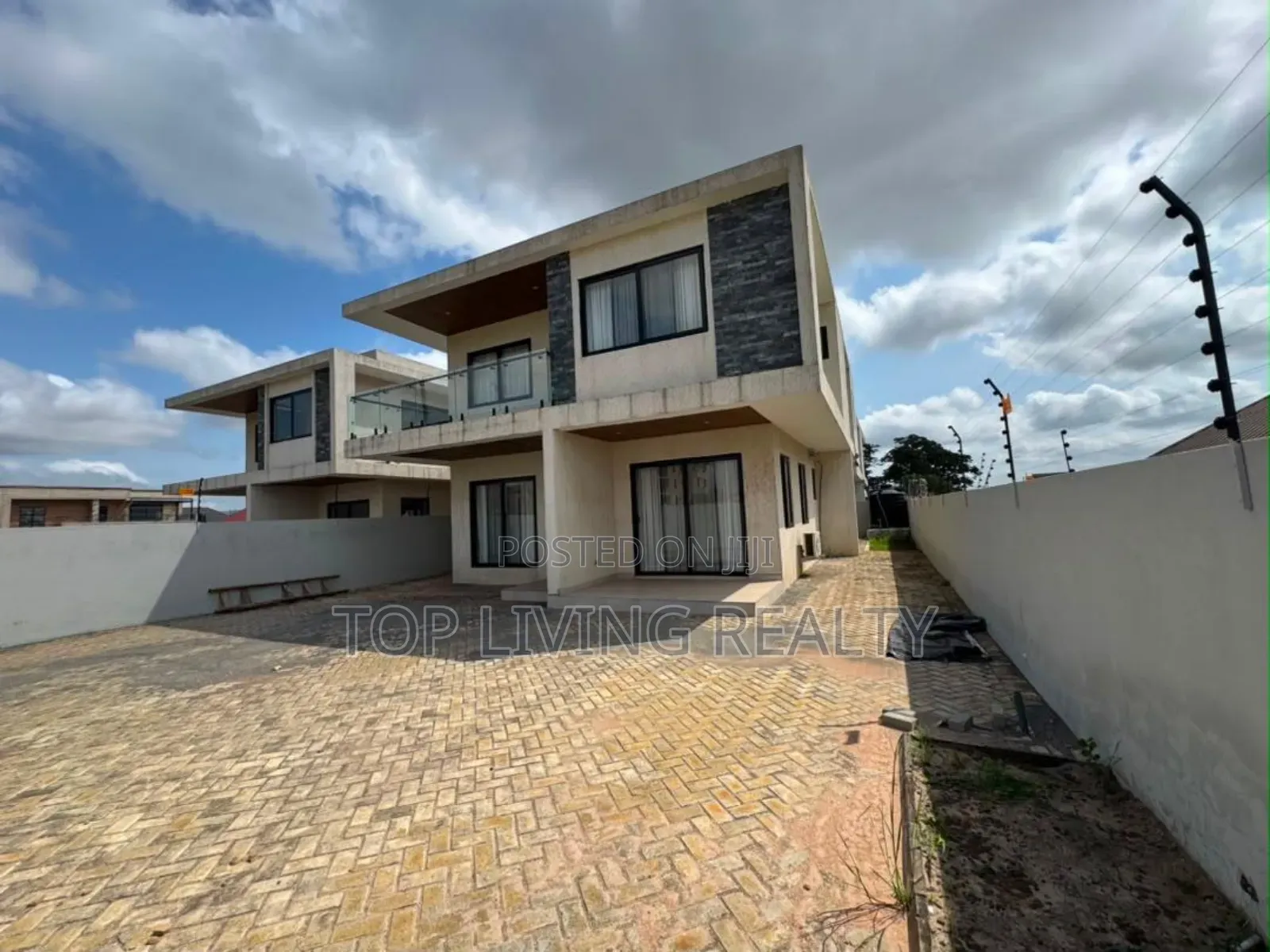 3bdrm House in Amrahia for sale in Amrahia