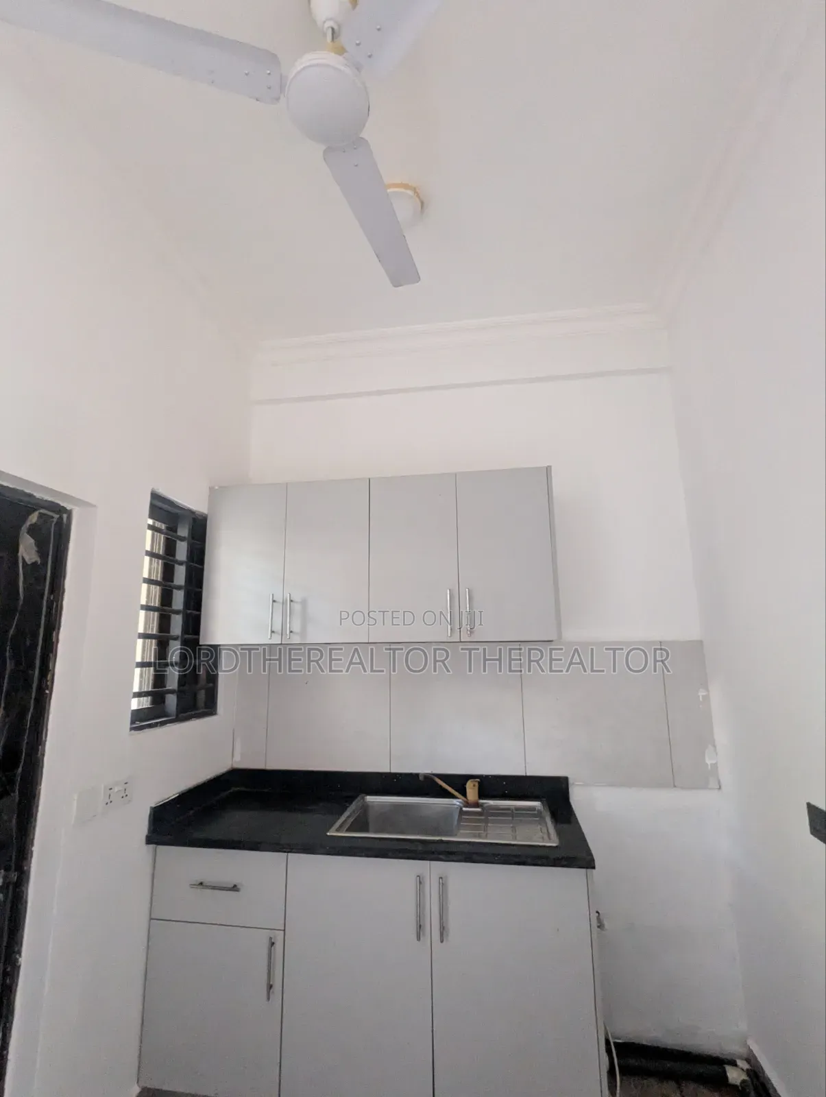 2bdrm Apartment in Pokuase for rent in Pokuase